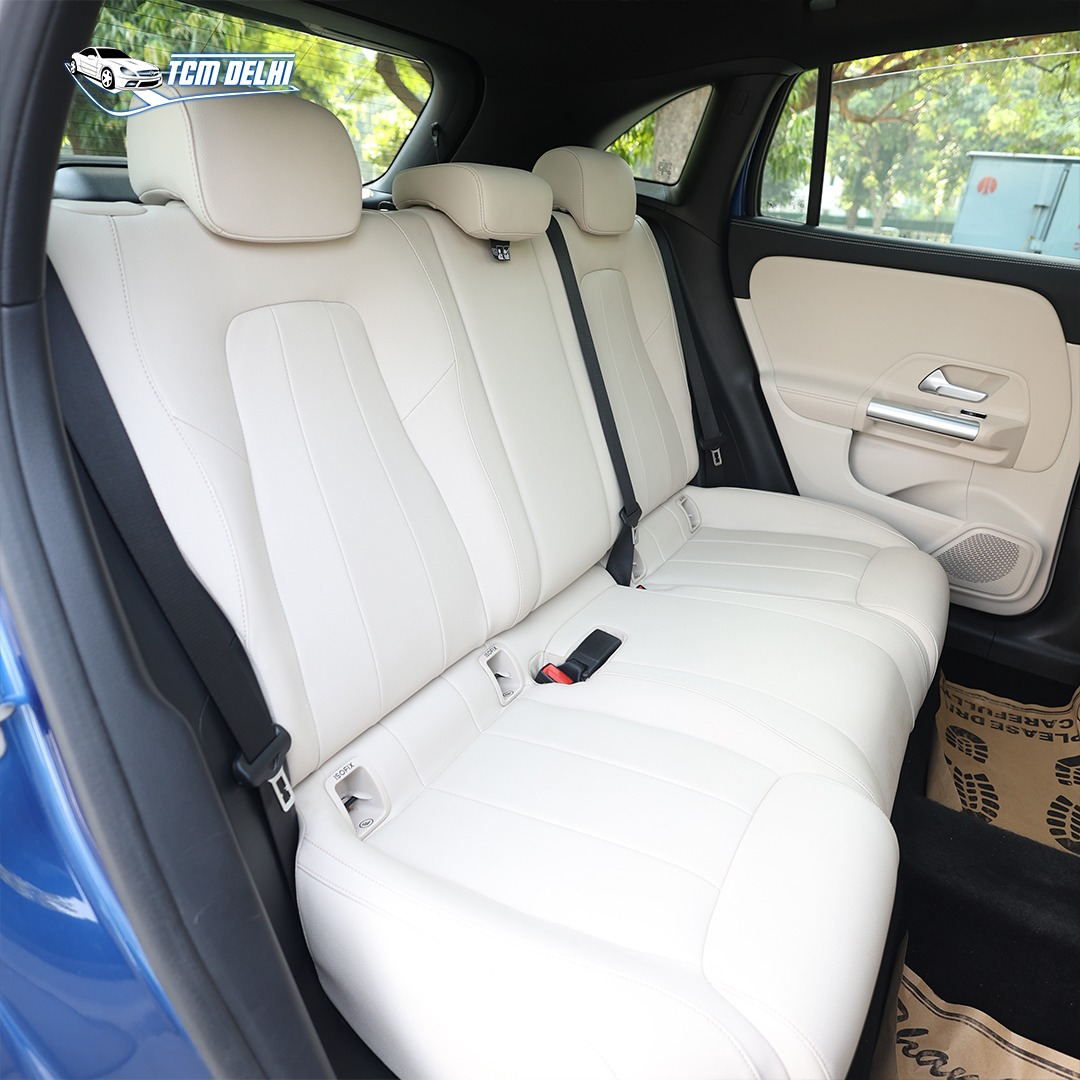 MERCEDS BENZ GLA200 2.0 PETROL
