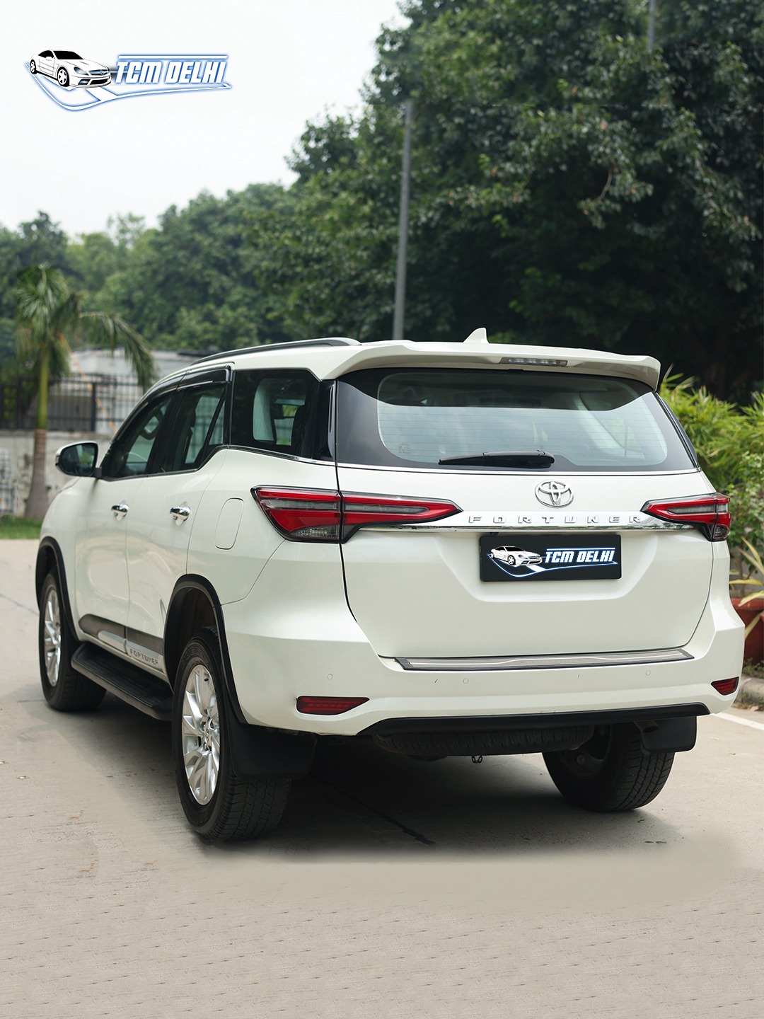 TOYOTA FORTUNER 4X2 AUTOMATIC