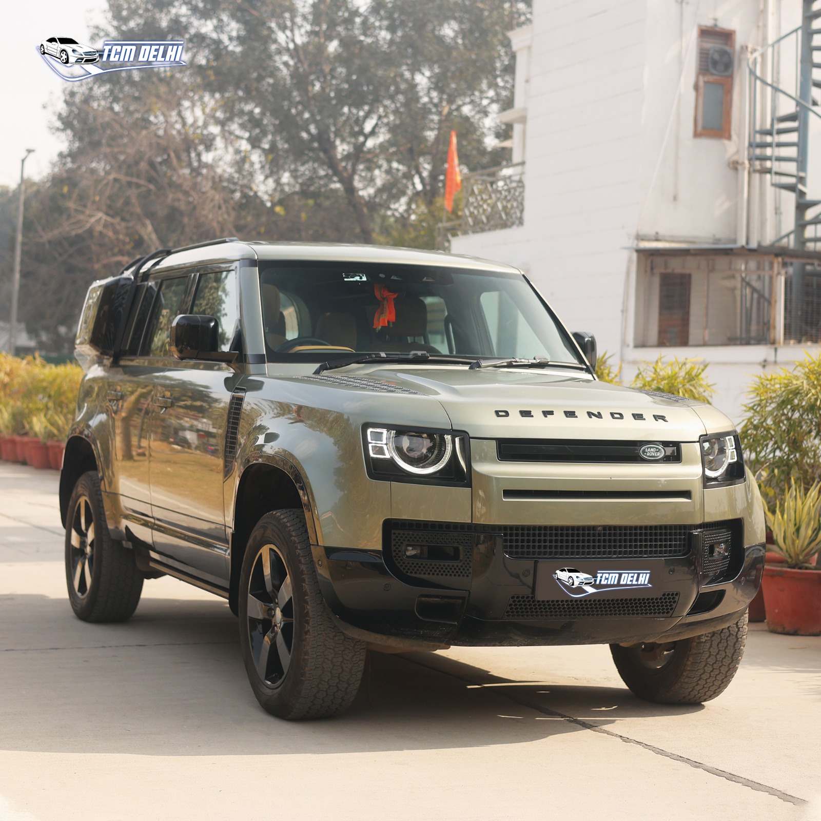 LAND ROVER DEFENDER 2.0 HSE 110PS