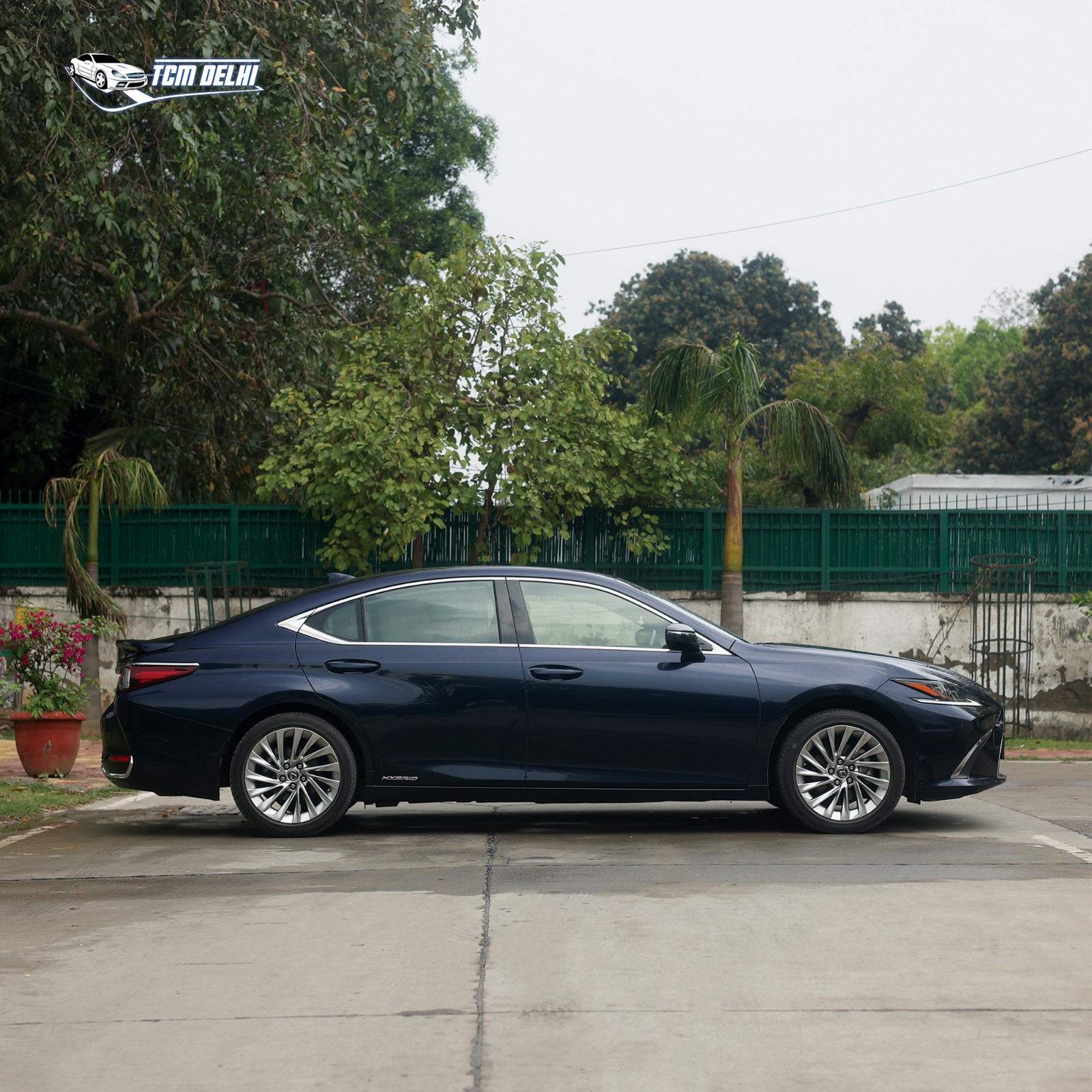 LEXUS ES300h LUXURY
