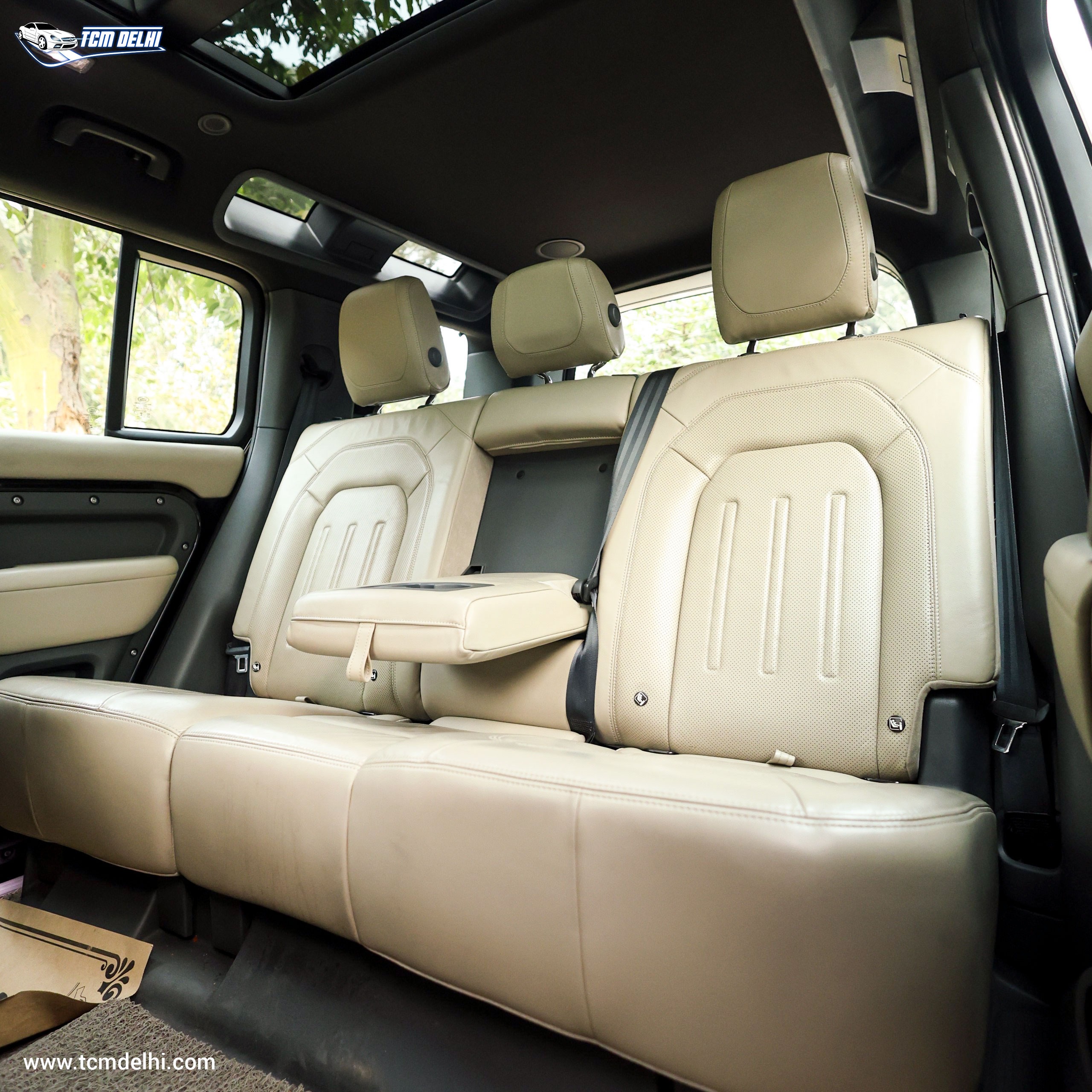 LAND ROVER DEFENDER 2.0 HSE