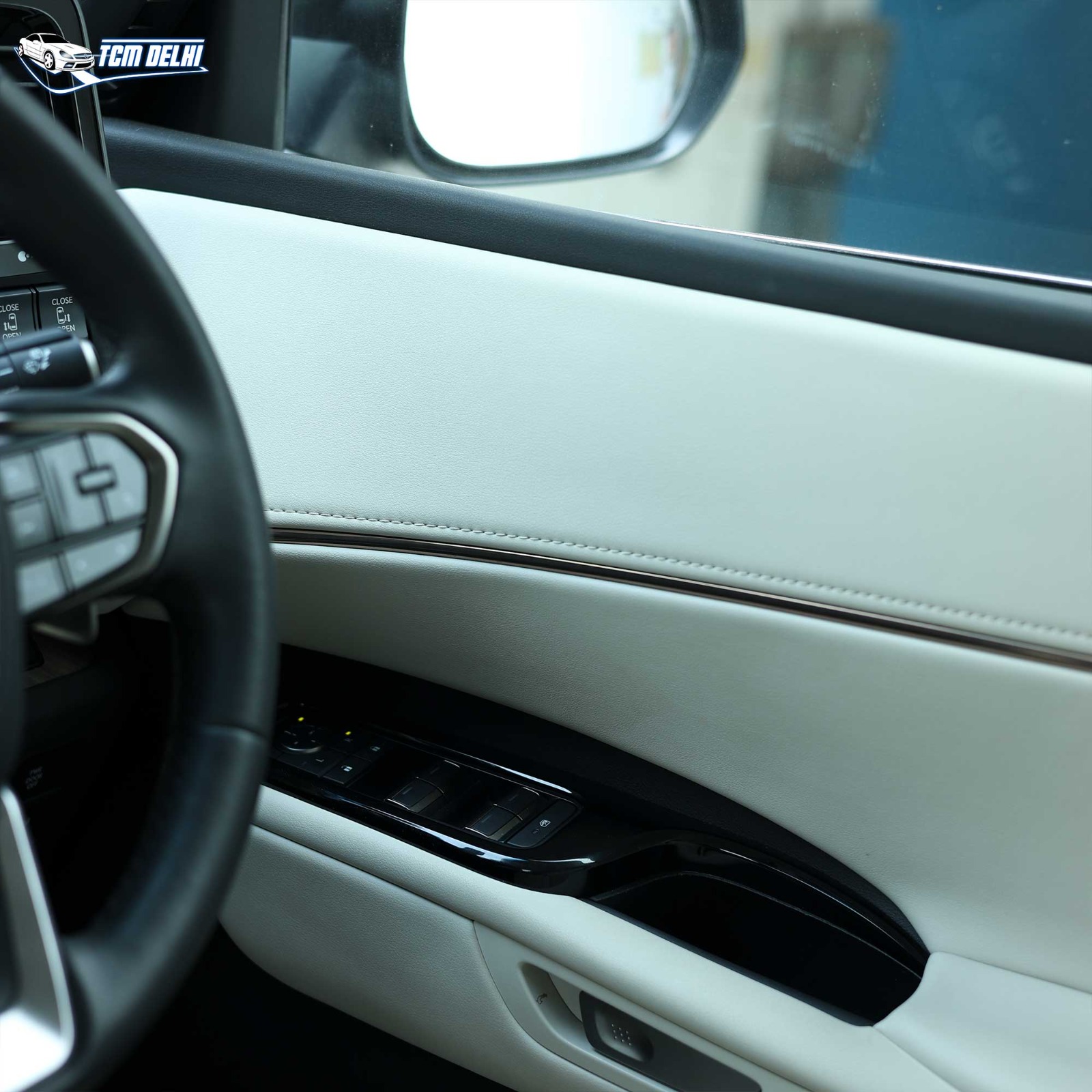 LEXUS LM 350h 4S LUXURY HYBRID