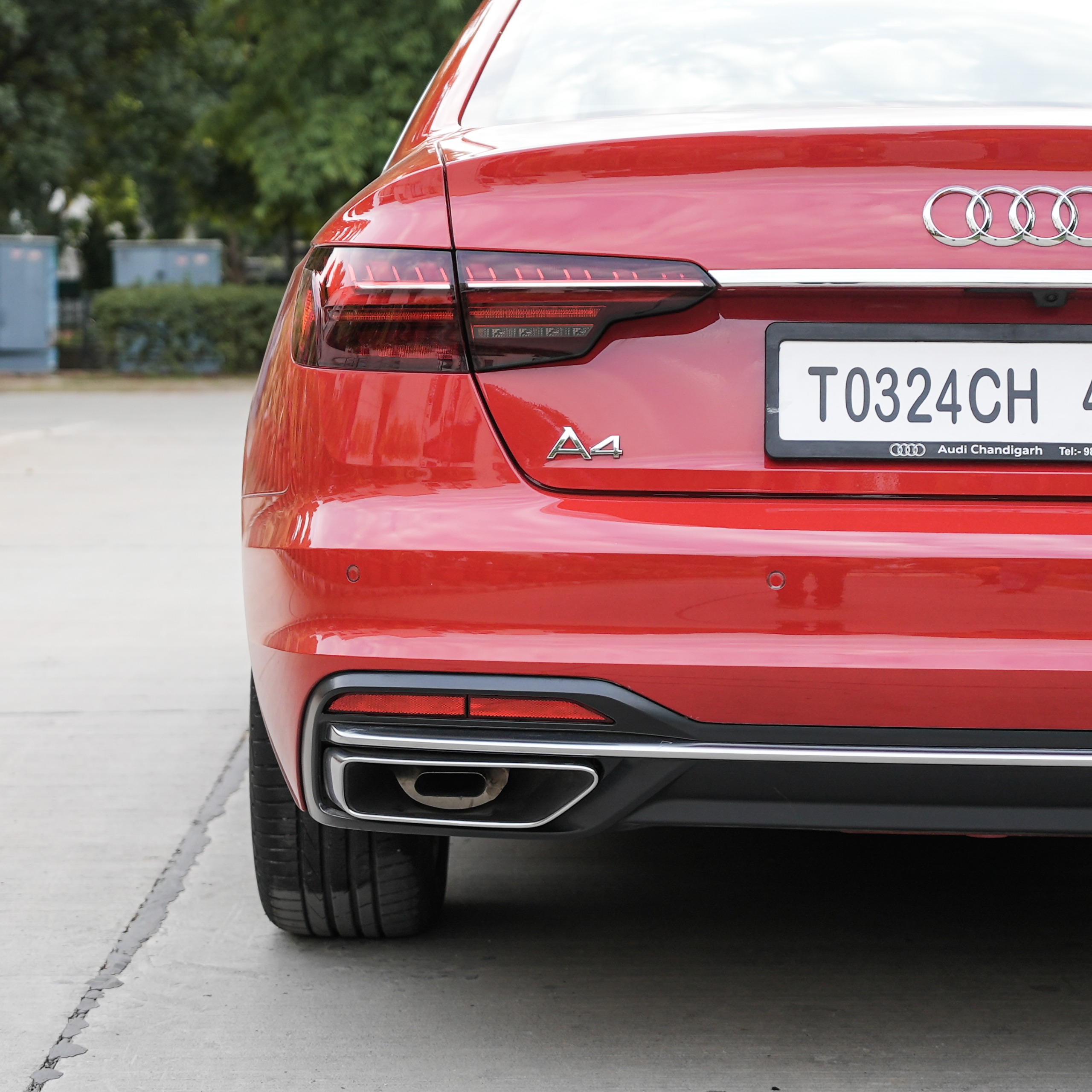 AUDI A4 40 TFSI TECHNOLOGY