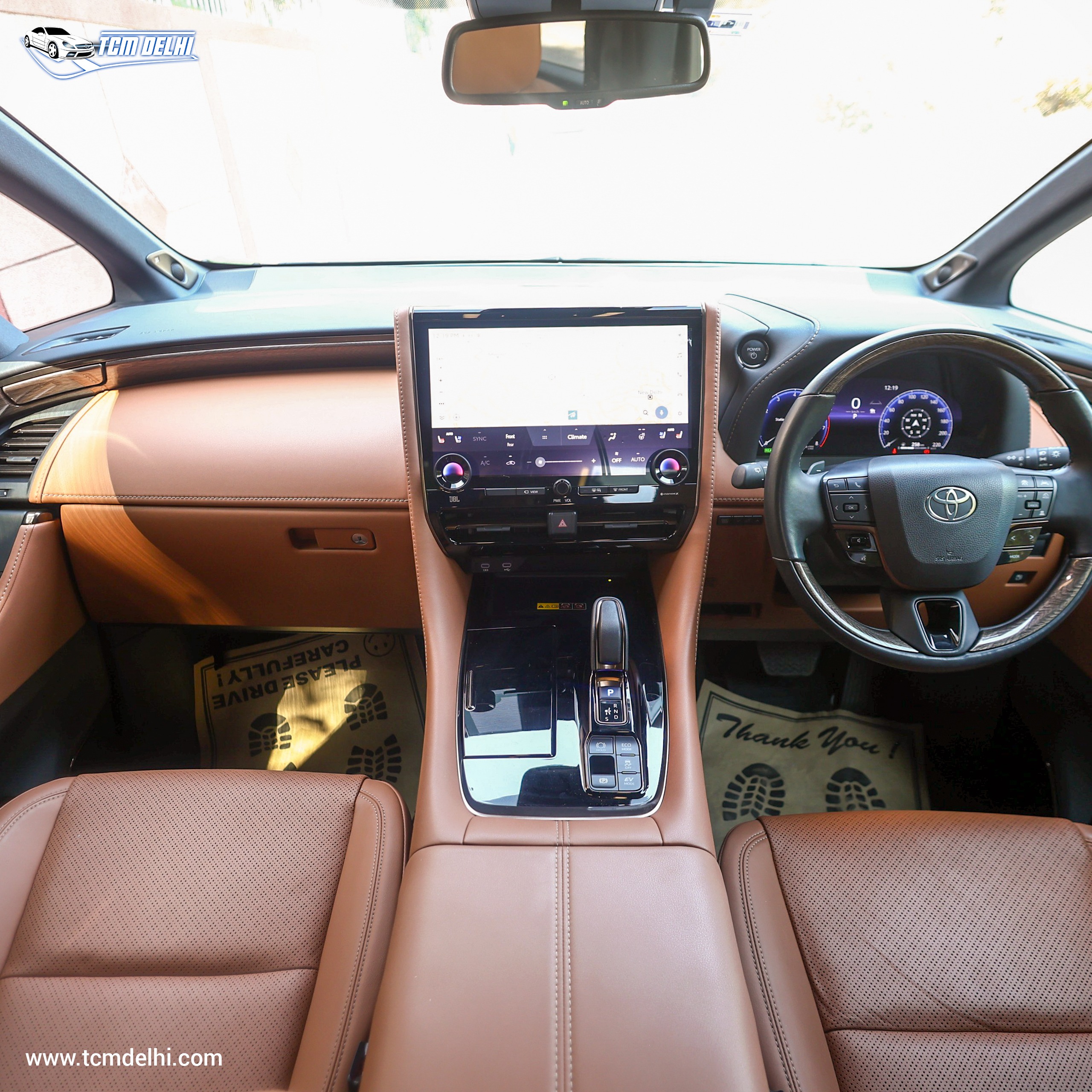 TOYOTA VELLFIRE EXECUTIVE LOUNGE