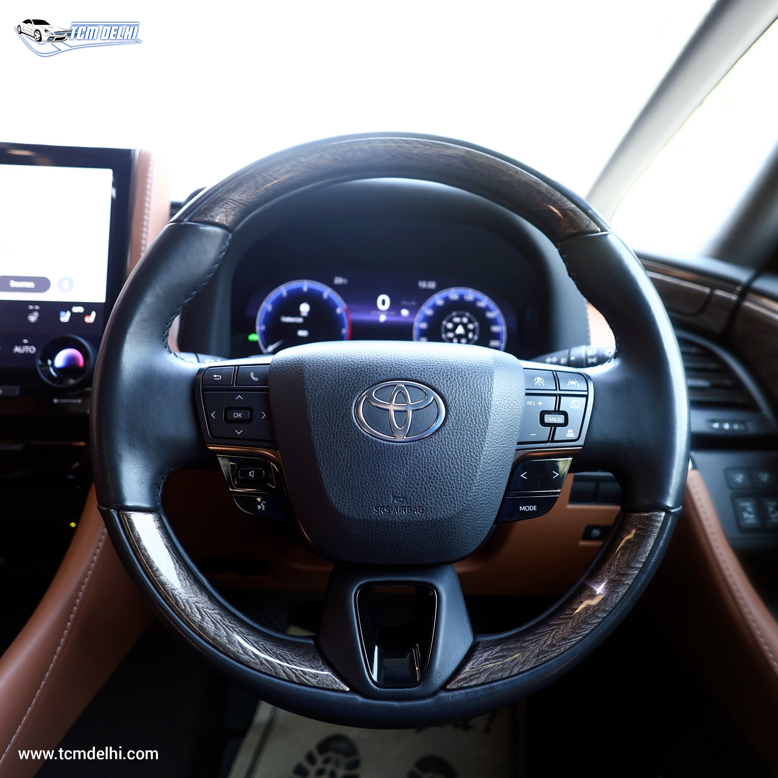 TOYOTA VELLFIRE EXECUTIVE LOUNGE