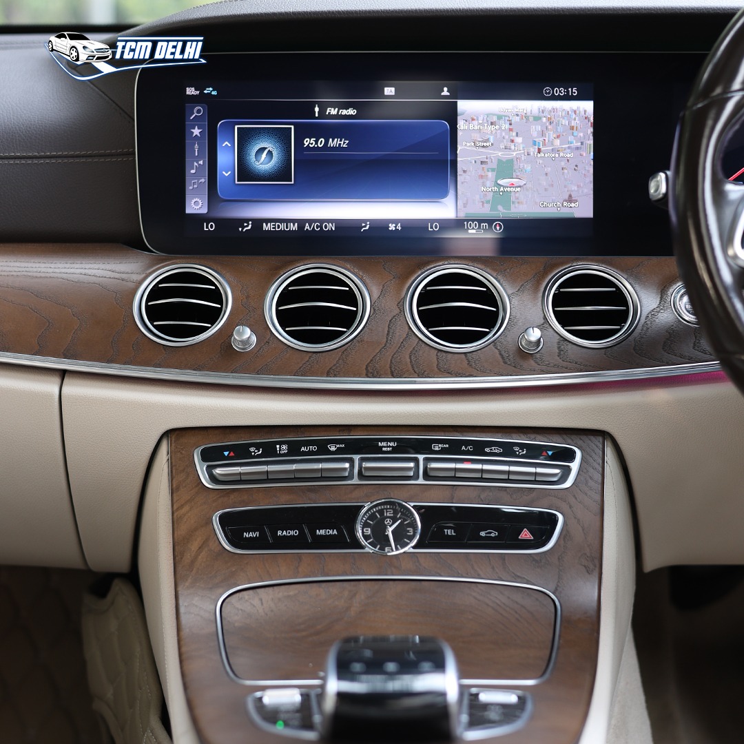 MERCEDES BENZ E220d EXCLUSIVE