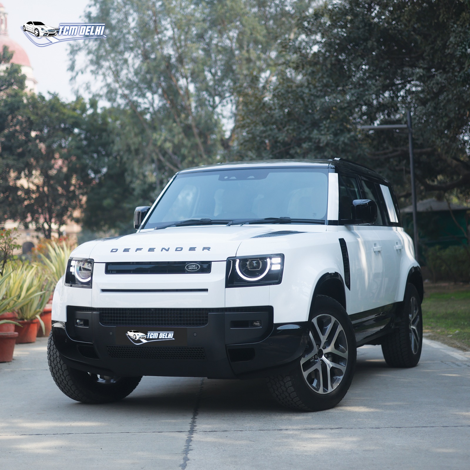 LAND ROVER DEFENDER PS300 XDYNAMIC HSE