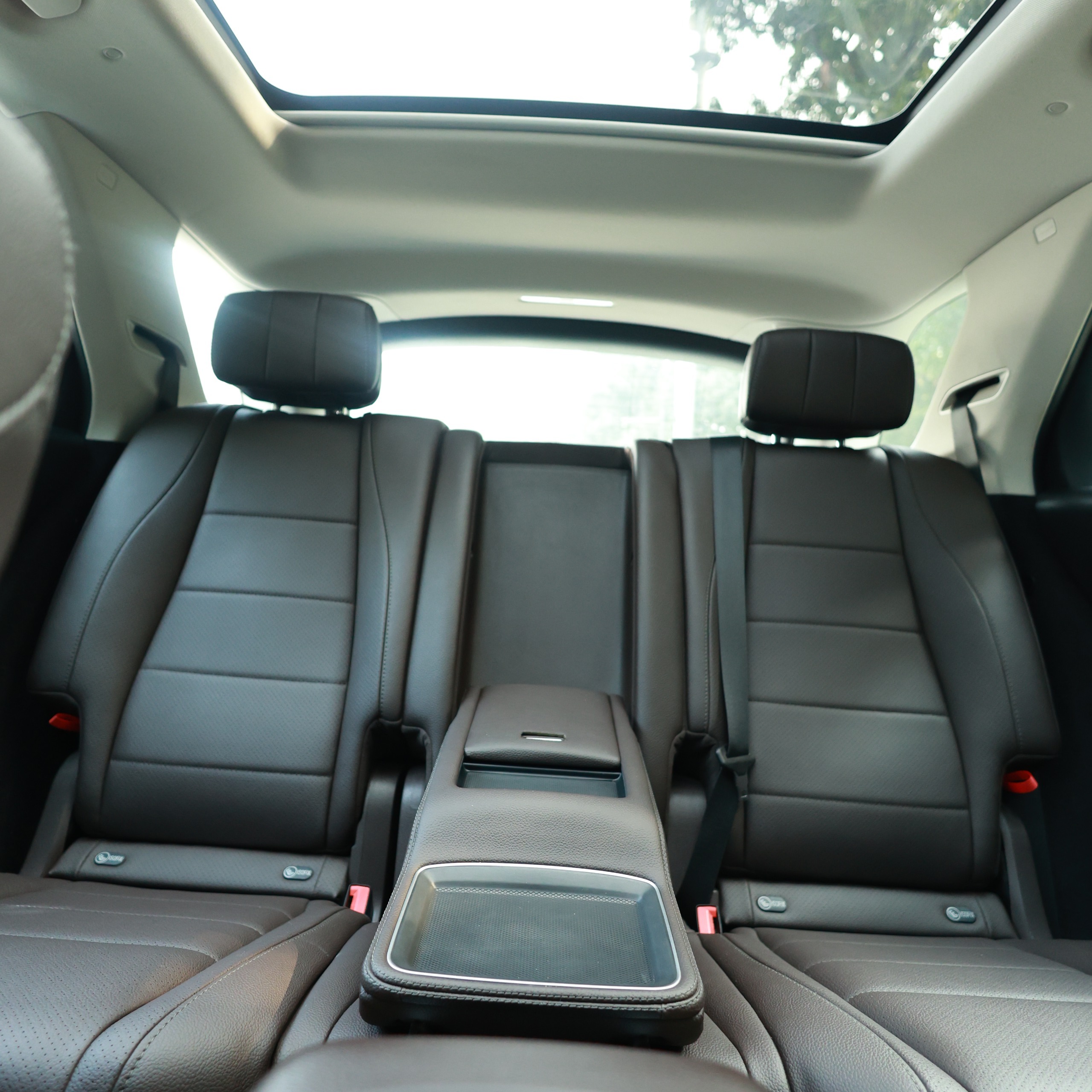 MERCEDES BENZ GLE300d