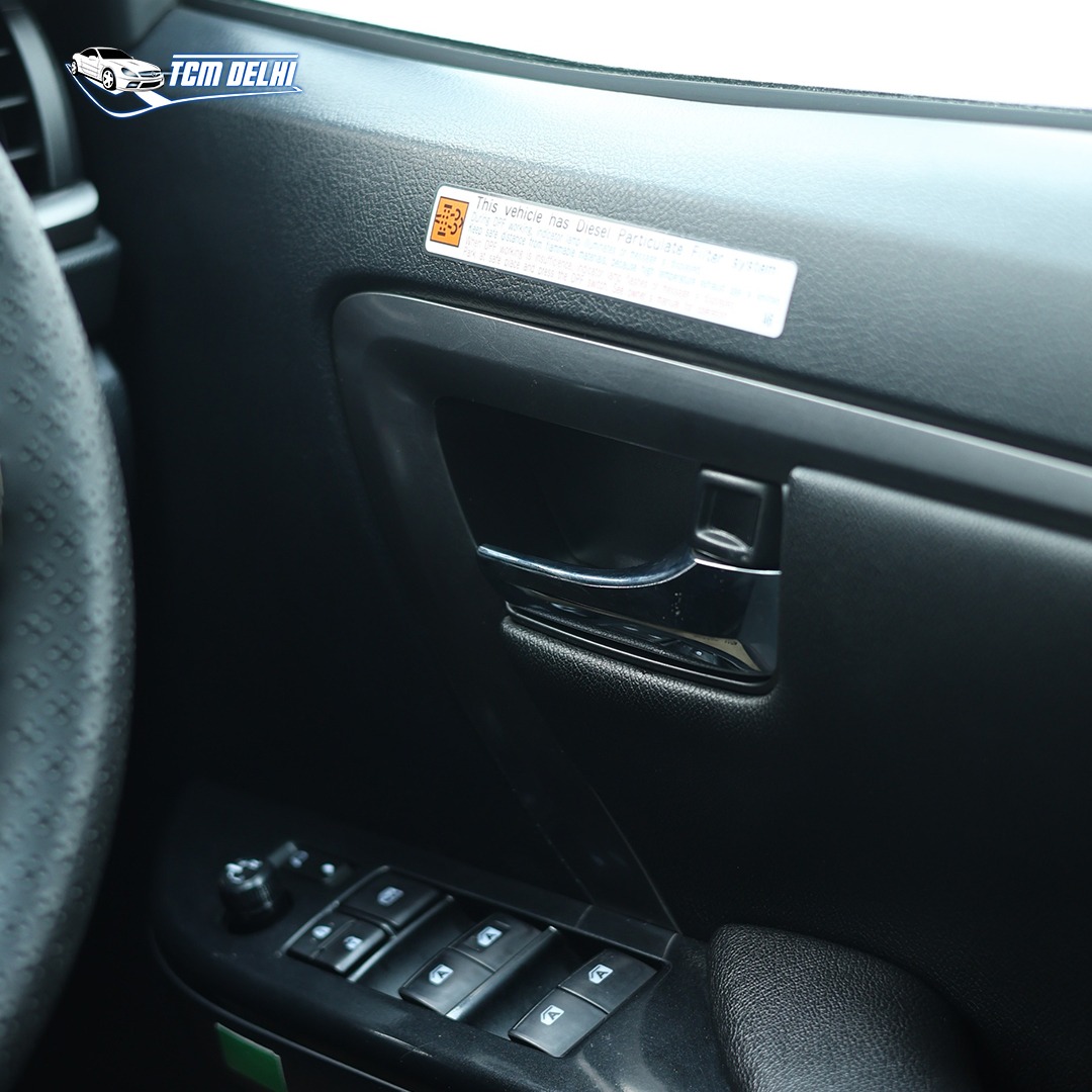 TOYOTA FORTUNER GR SPORTS 4X4 AT