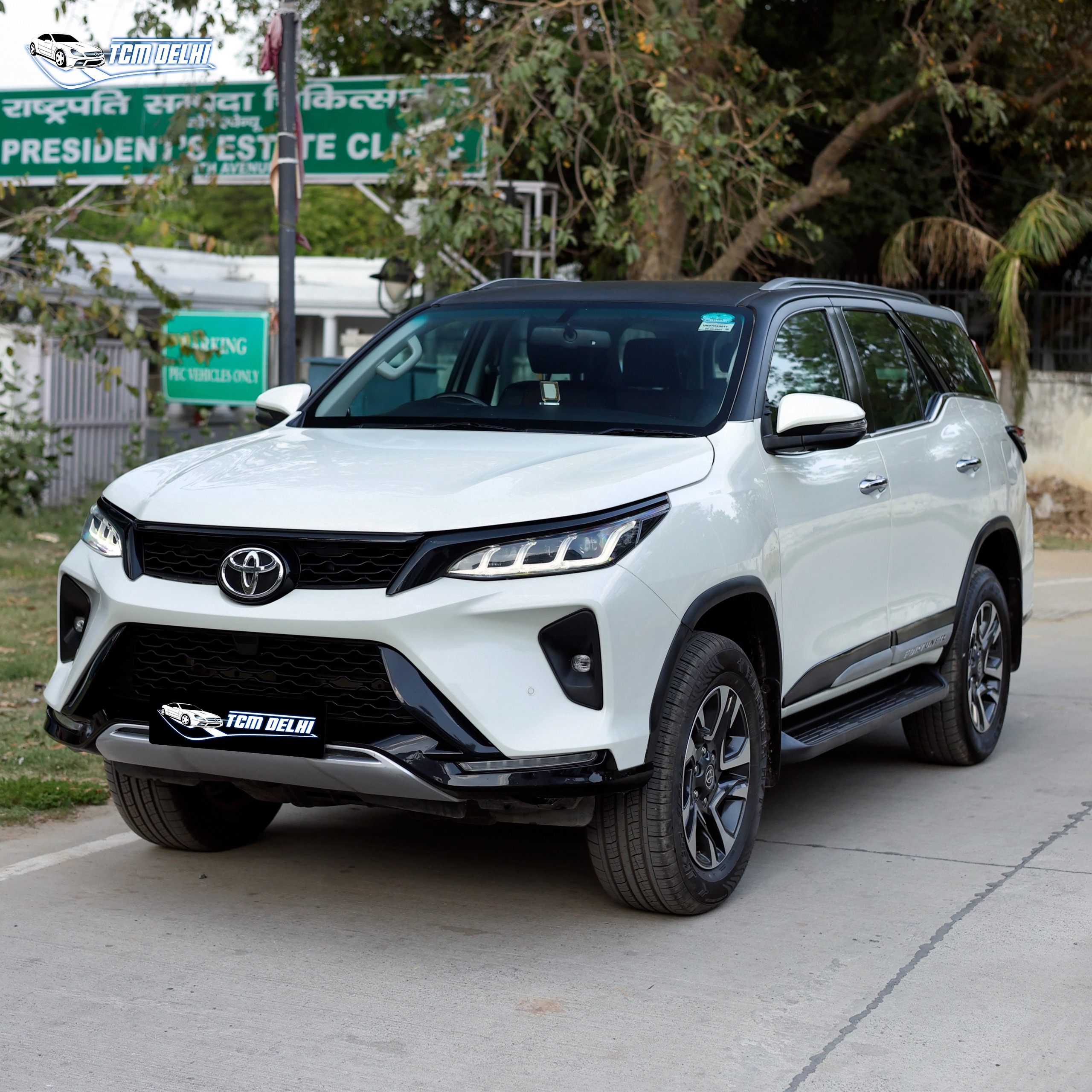 TOYOTA FORTUNER LEGENDER 4X2 AT