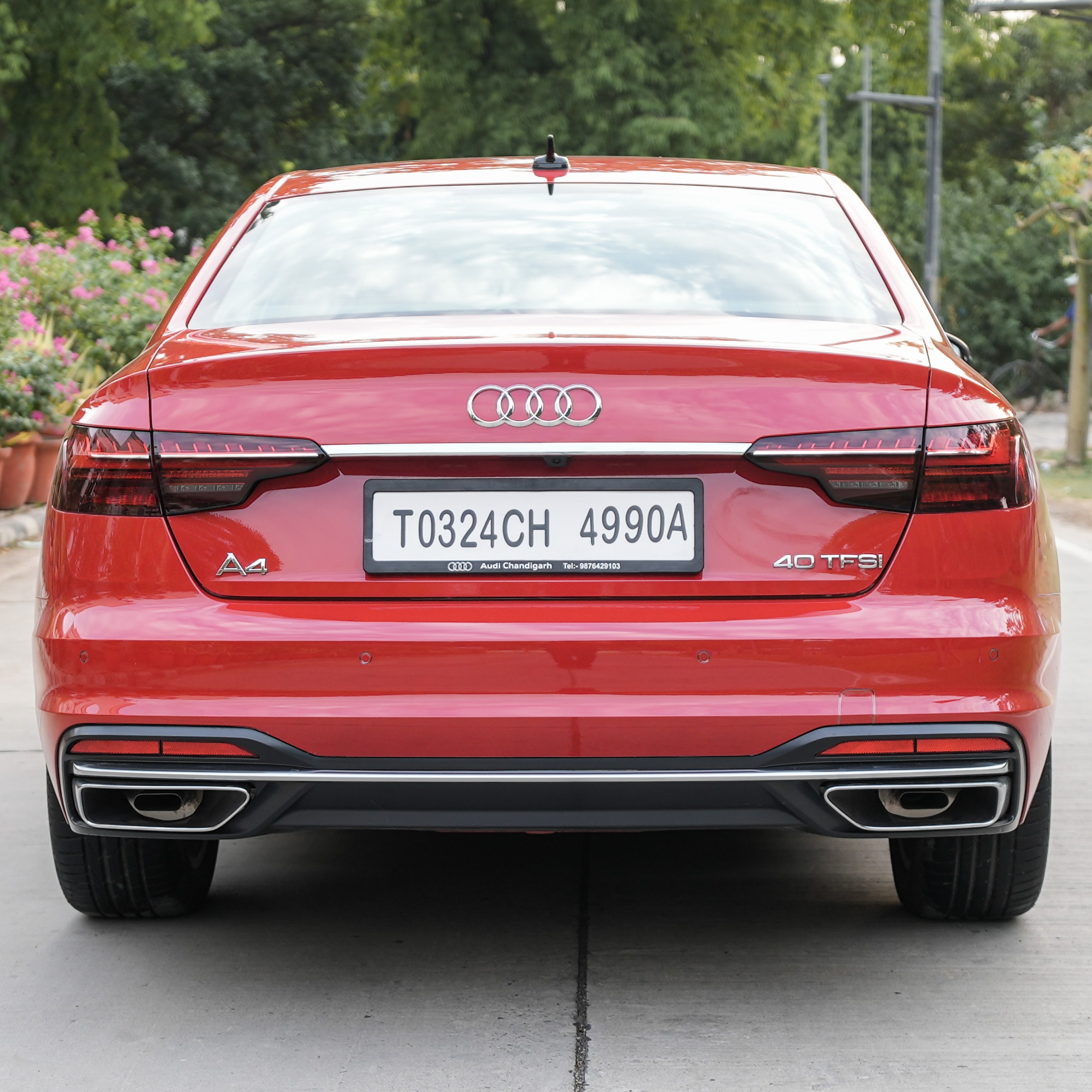 AUDI A4 40 TFSI TECHNOLOGY