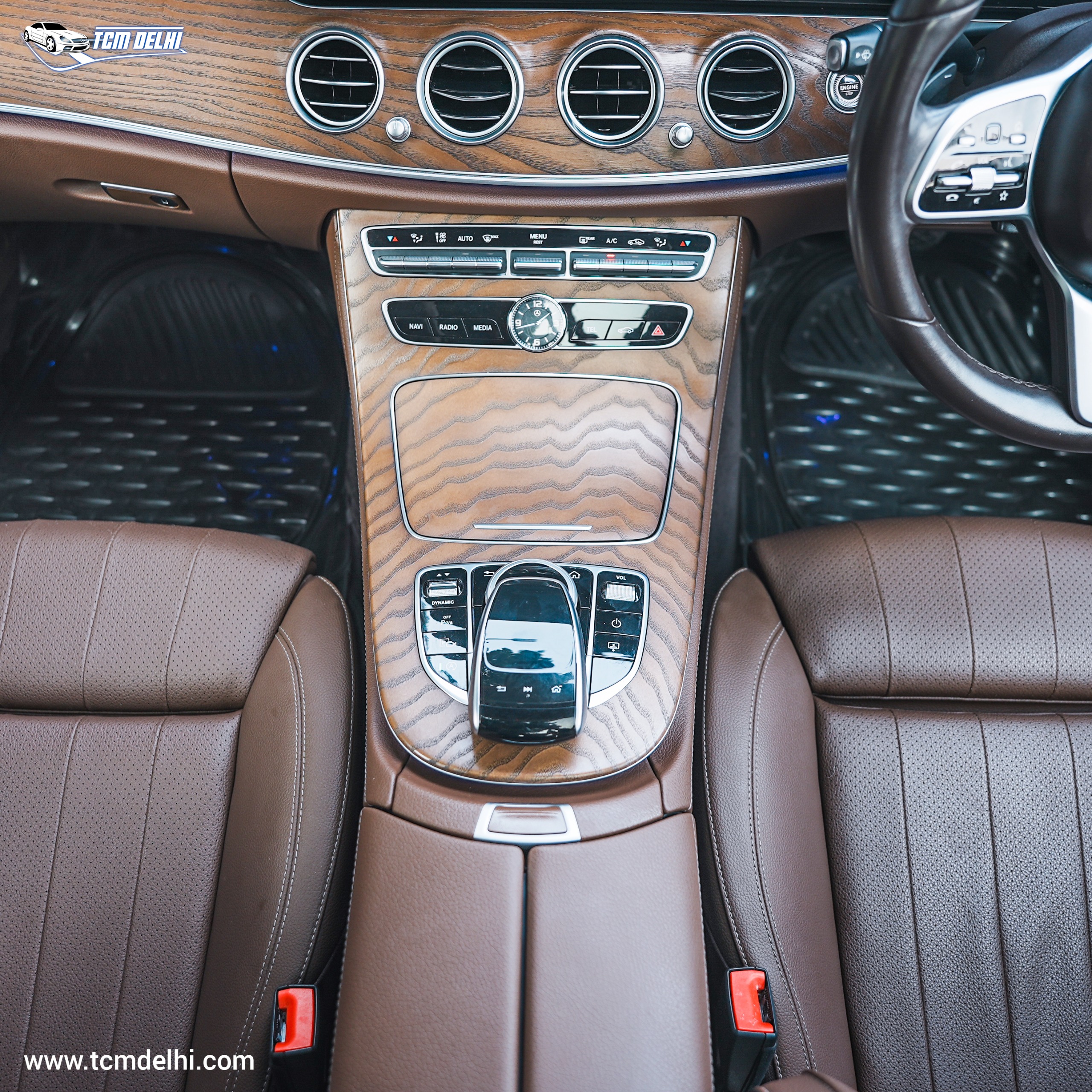 MERCEDES BENZ E200