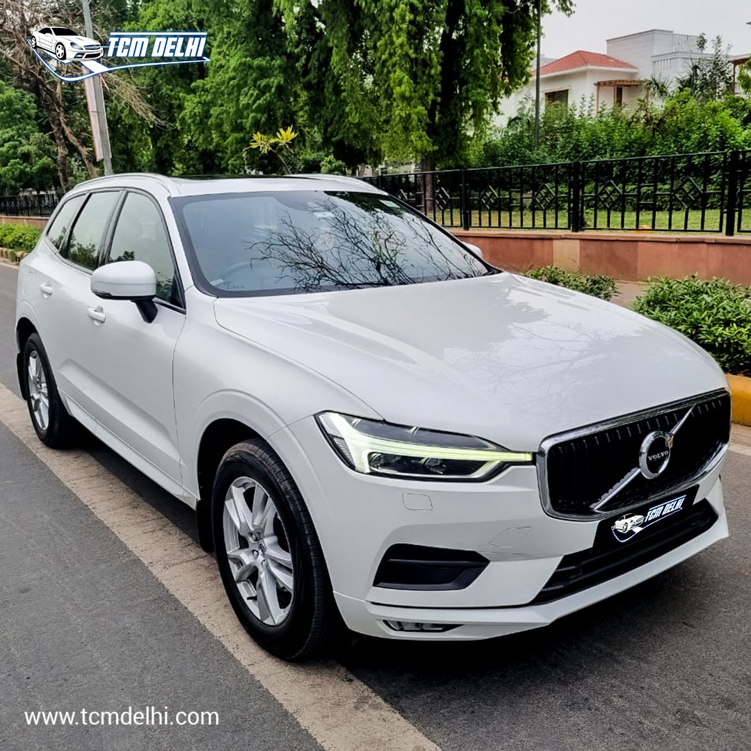 VOLVO XC60 D4 MOMENTUM