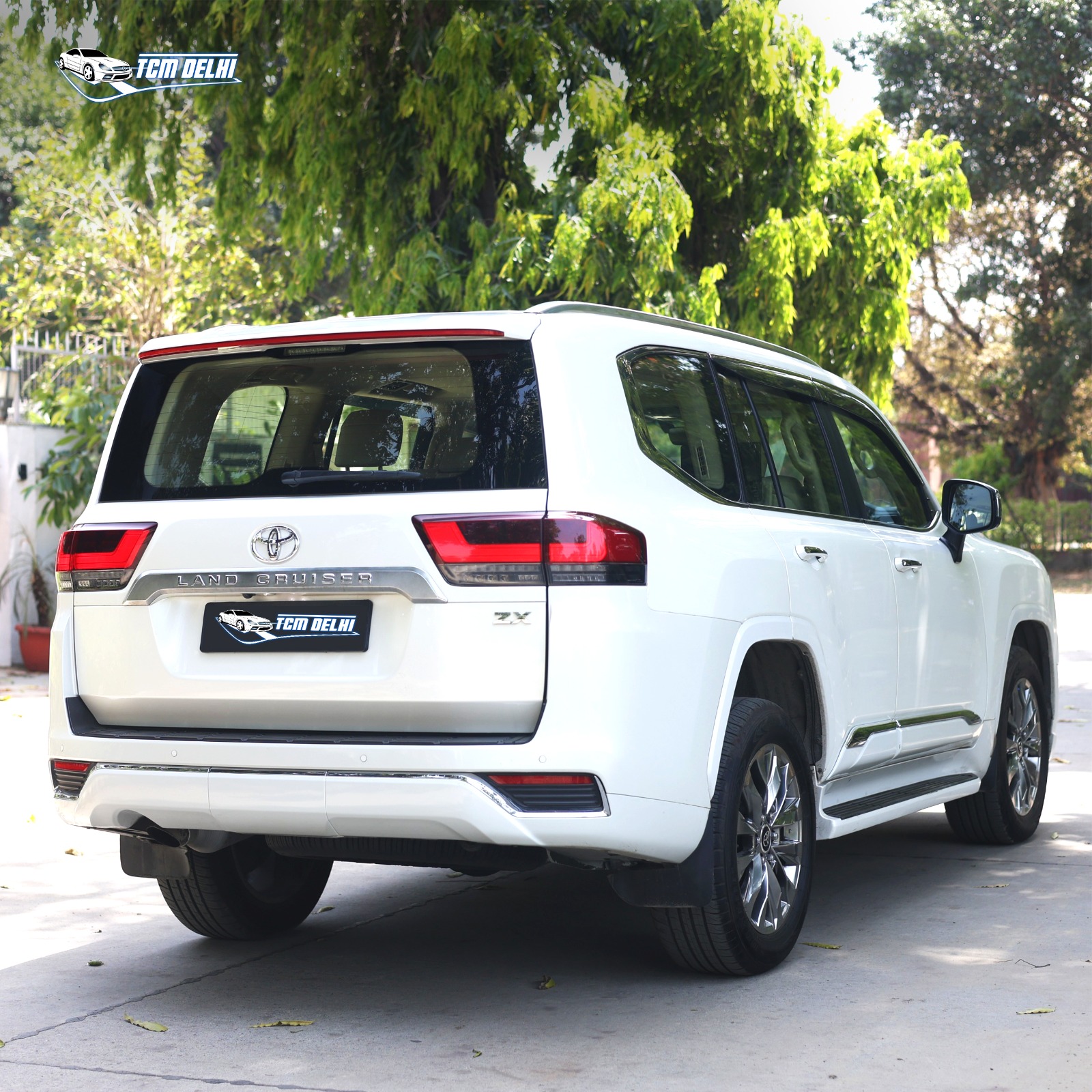 TOYOTA LAND CRUISER ZX300