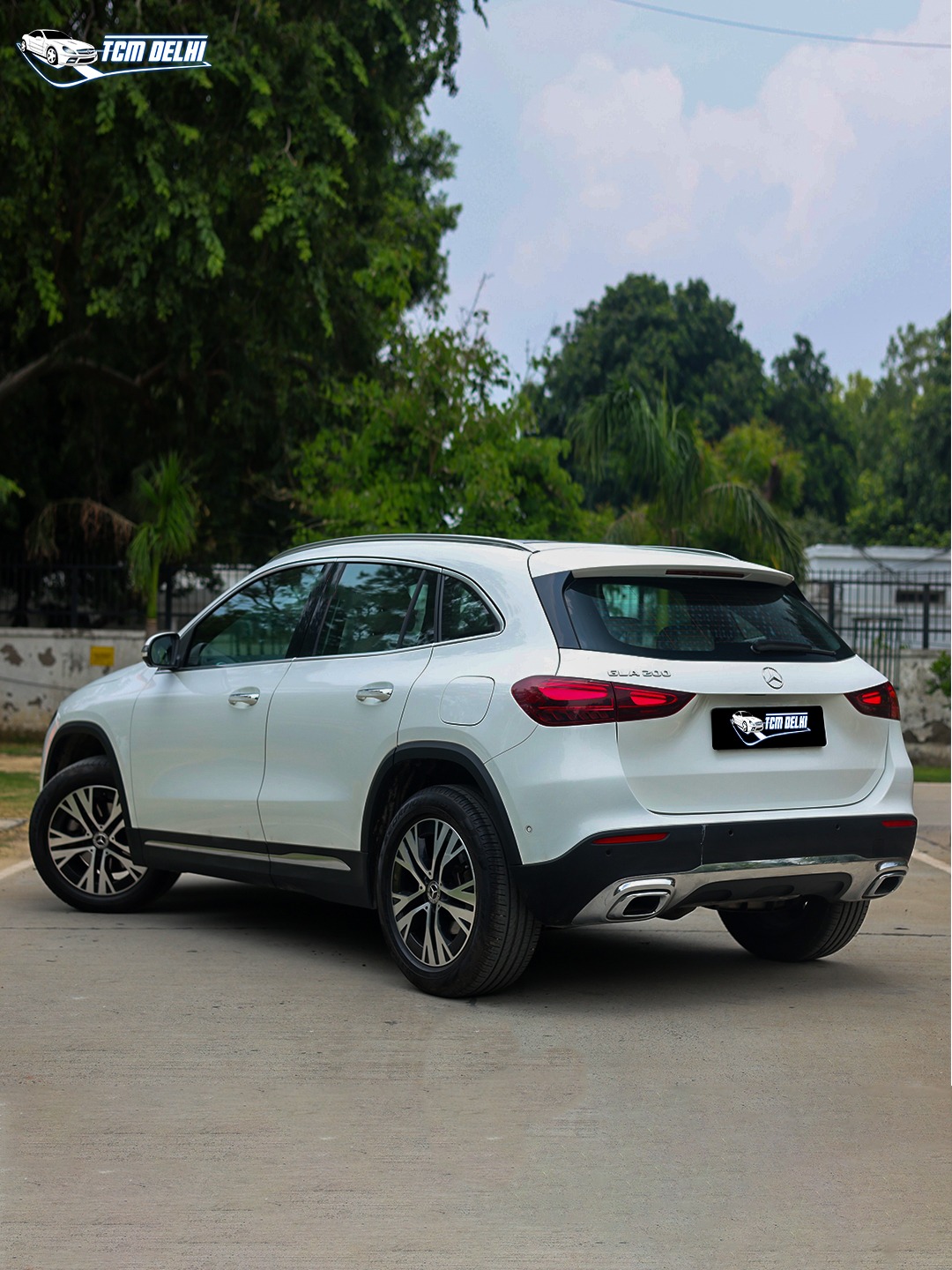 MERCEDES BENZ GLA200