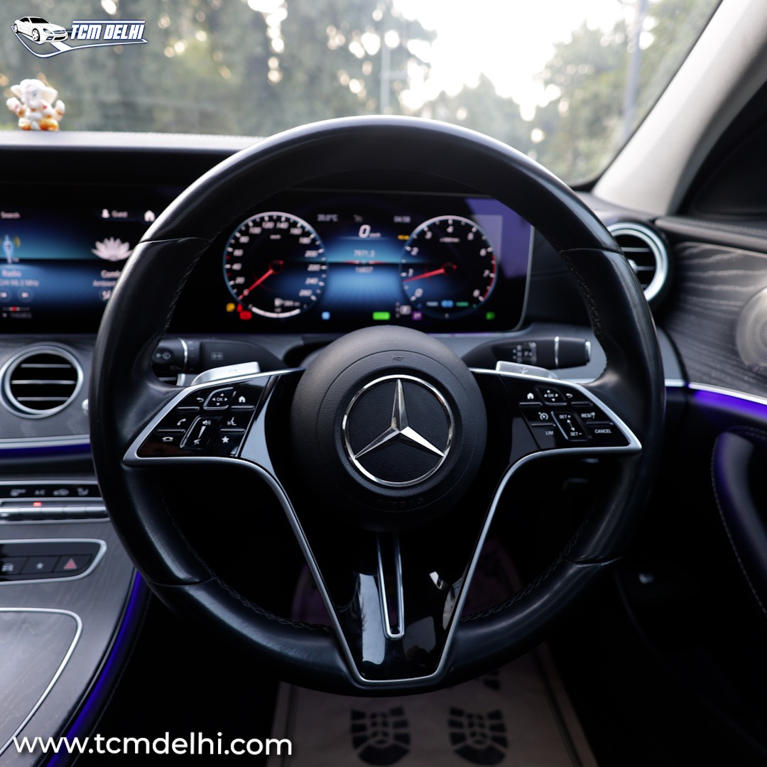 MERCEDES BENZ E200 EXCLUSIVE