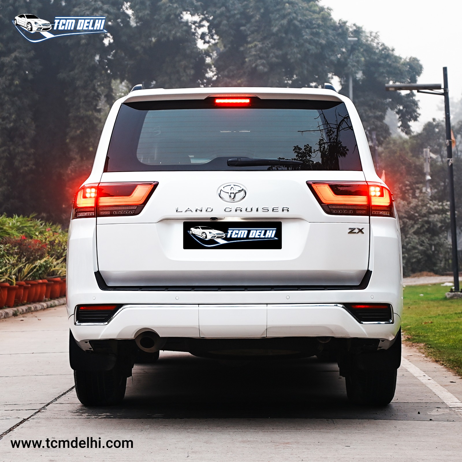 TOYOTA LAND CRUISER ZX