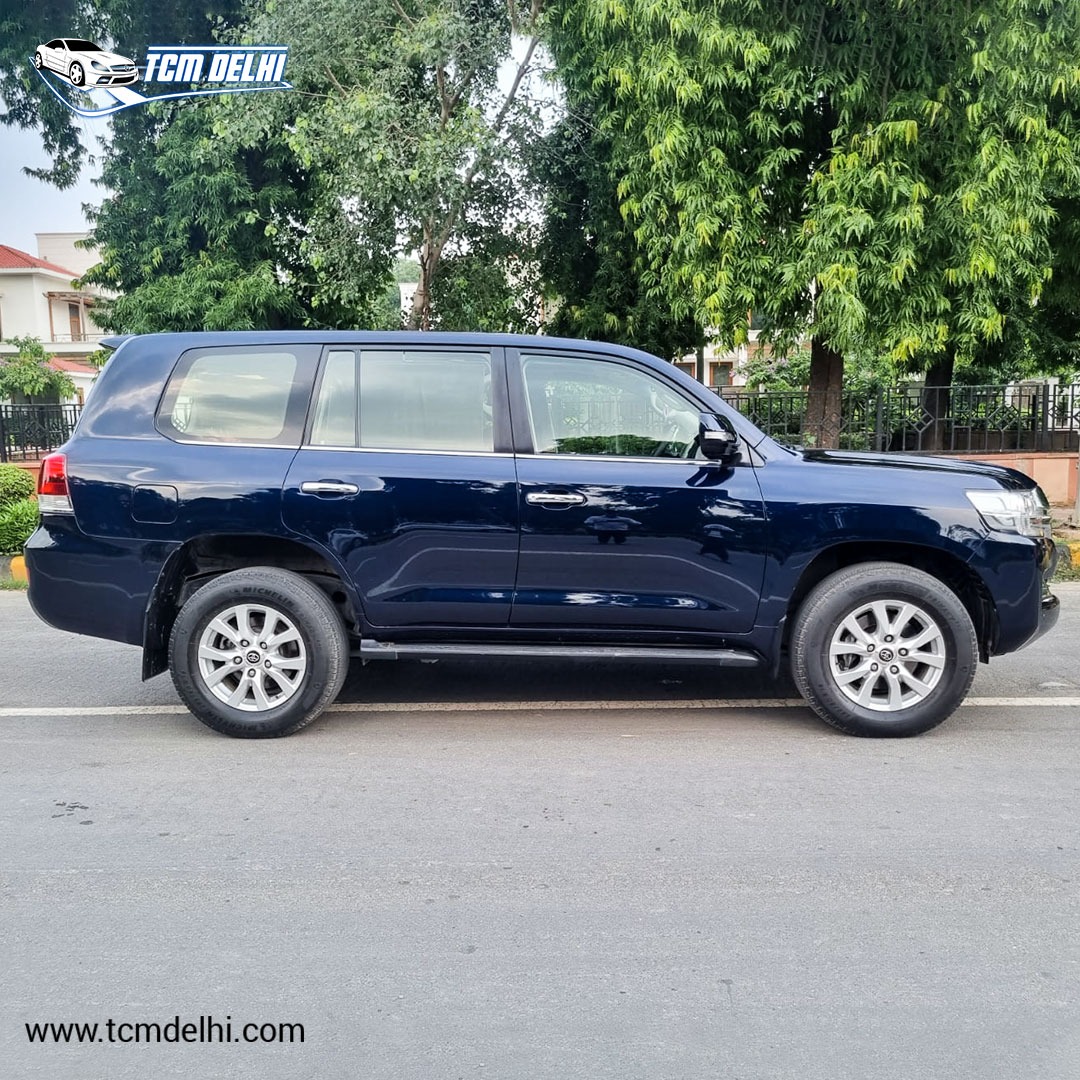 TOYOTA LAND CRUISER VX V8