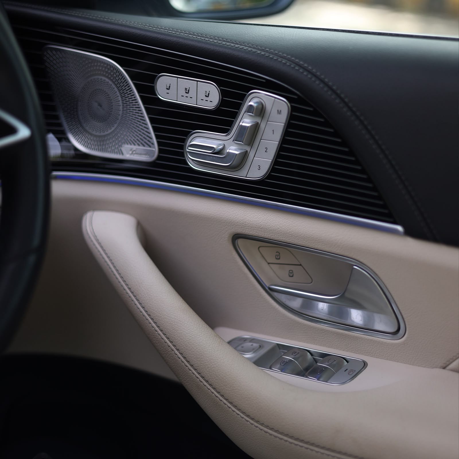 MERCEDES BENZ GLS450 4MATIC