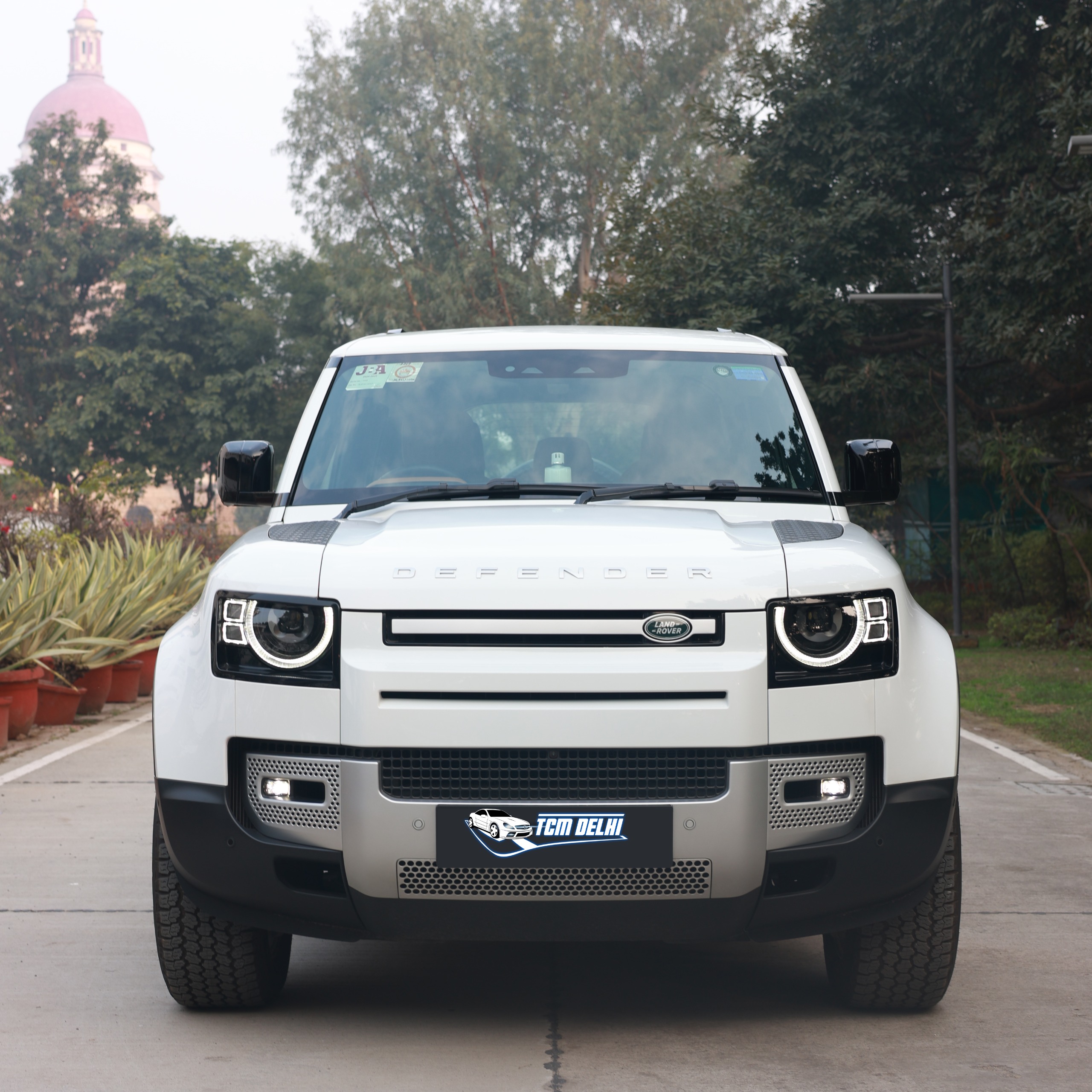 LAND ROVER DEFENDER 2.0 HSE 110PS