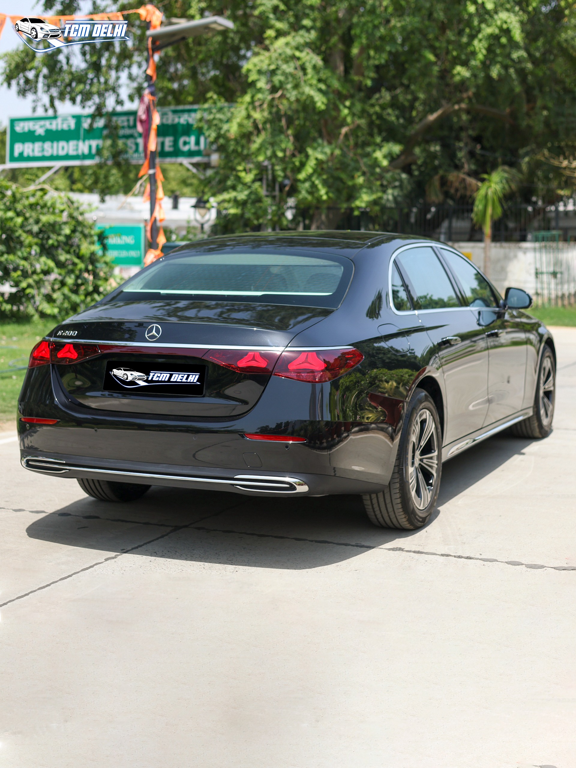 MERCEDES BENZ E200