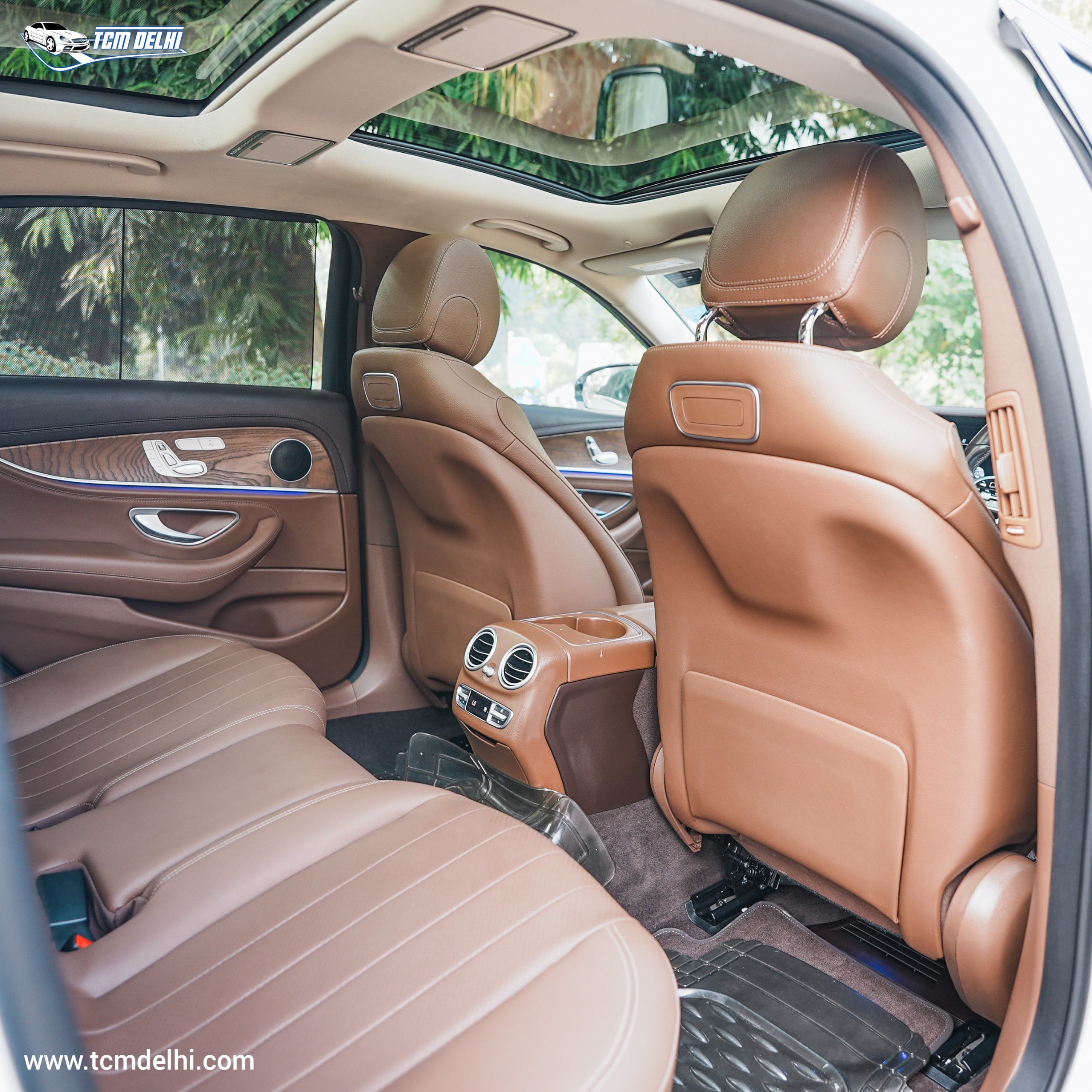MERCEDES BENZ E200
