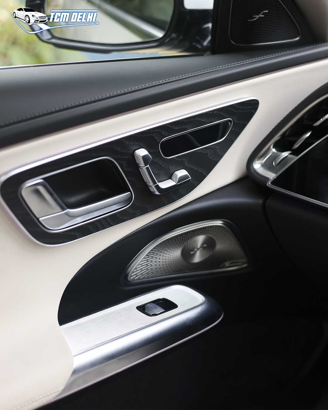 MERCEDES BENZ E200
