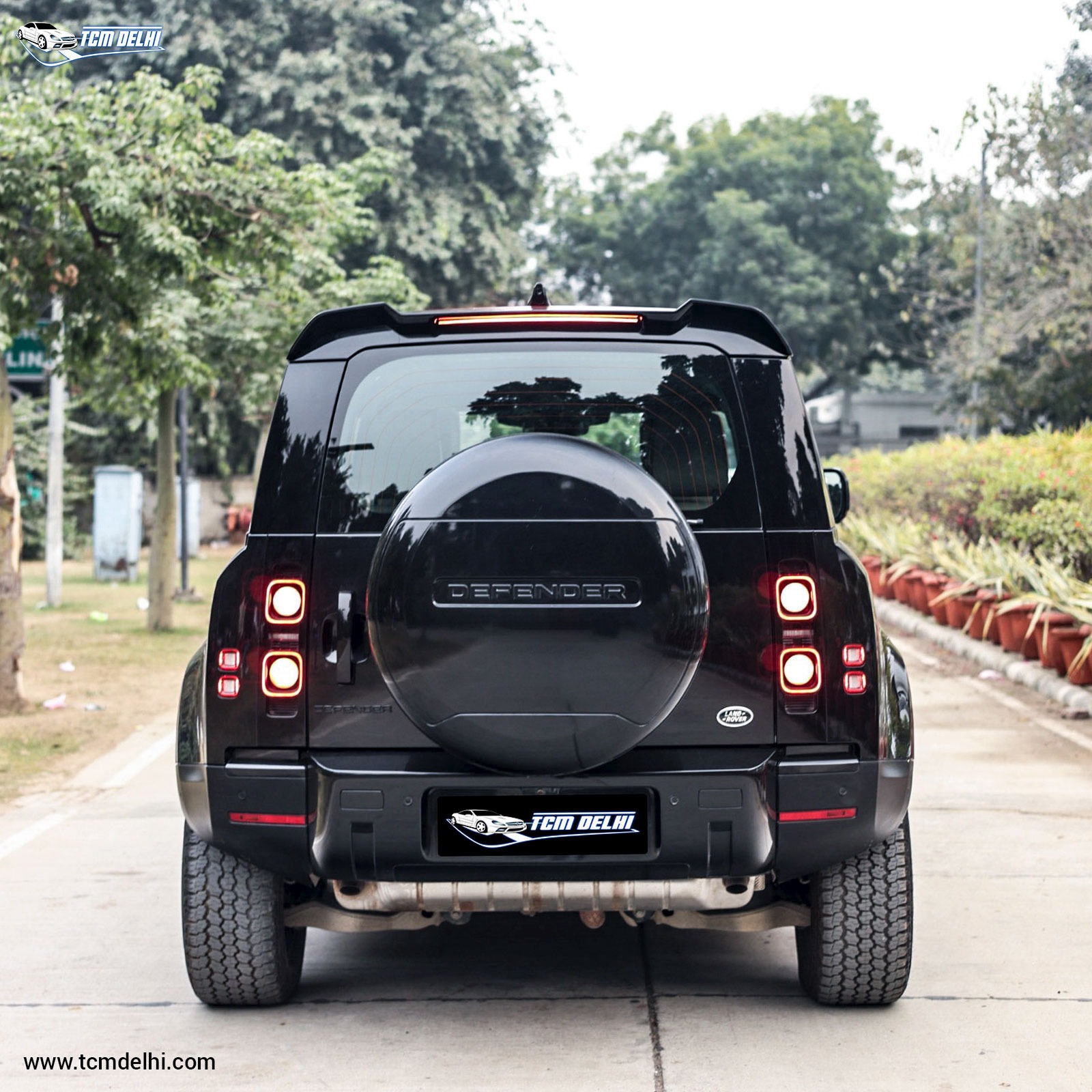 LAND ROVER DEFENDER 2.0 HSE