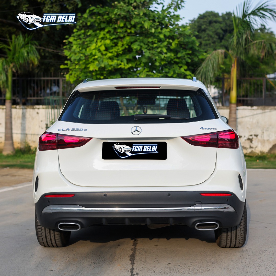 MERCEDES BENZ GLA 220d 4MATIC AMG