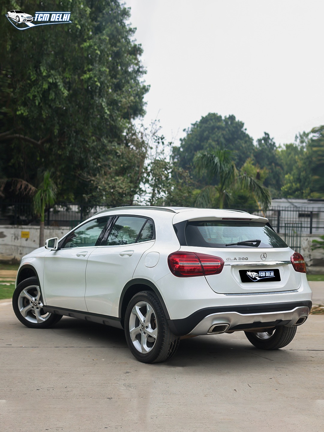 MERCEDES BENZ GLA200