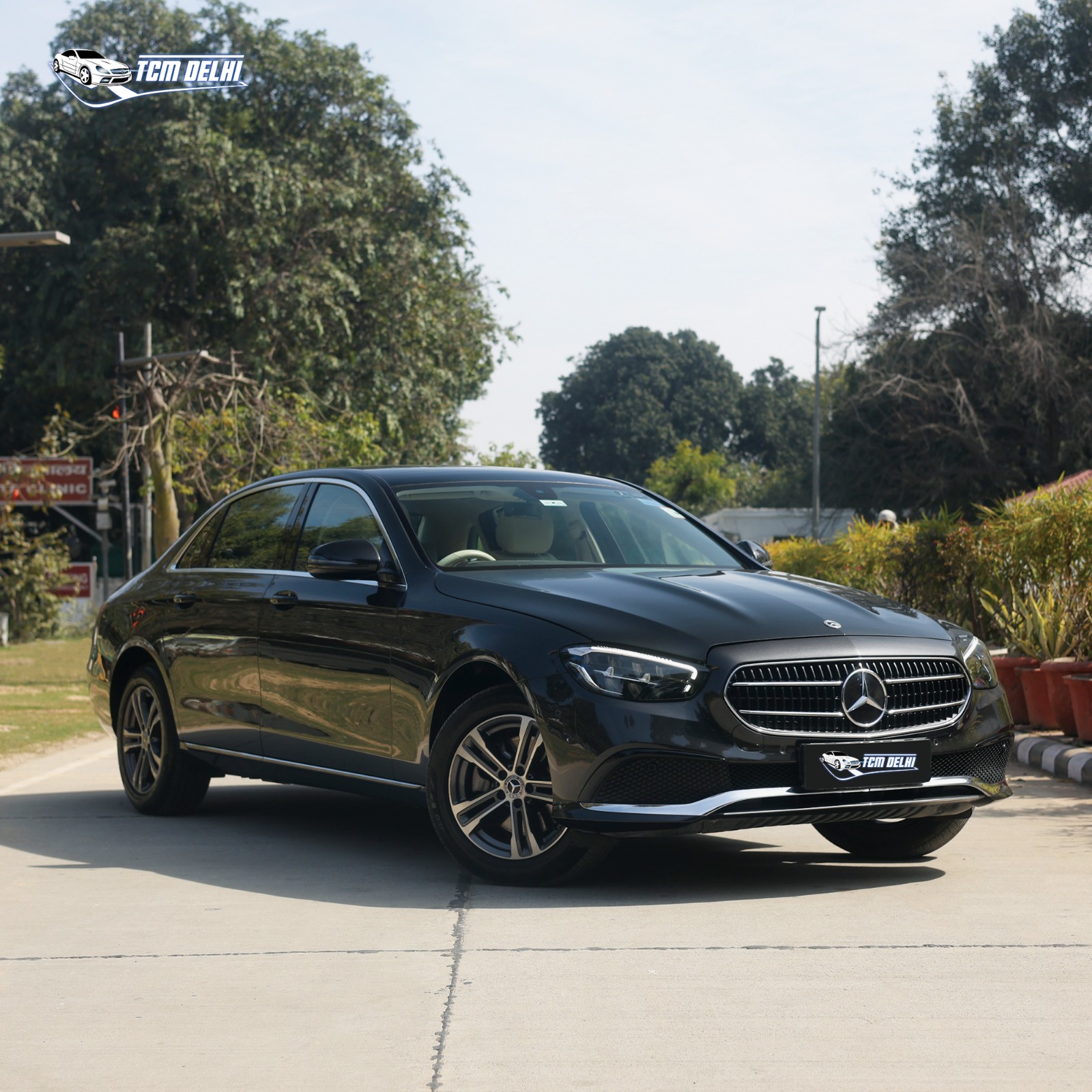 MERCEDES BENZ E200