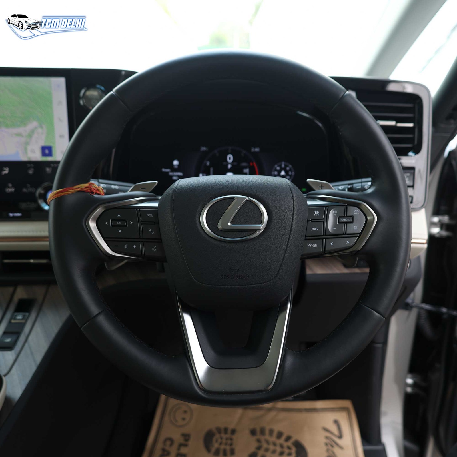 LEXUS LM 350h 4S LUXURY HYBRID