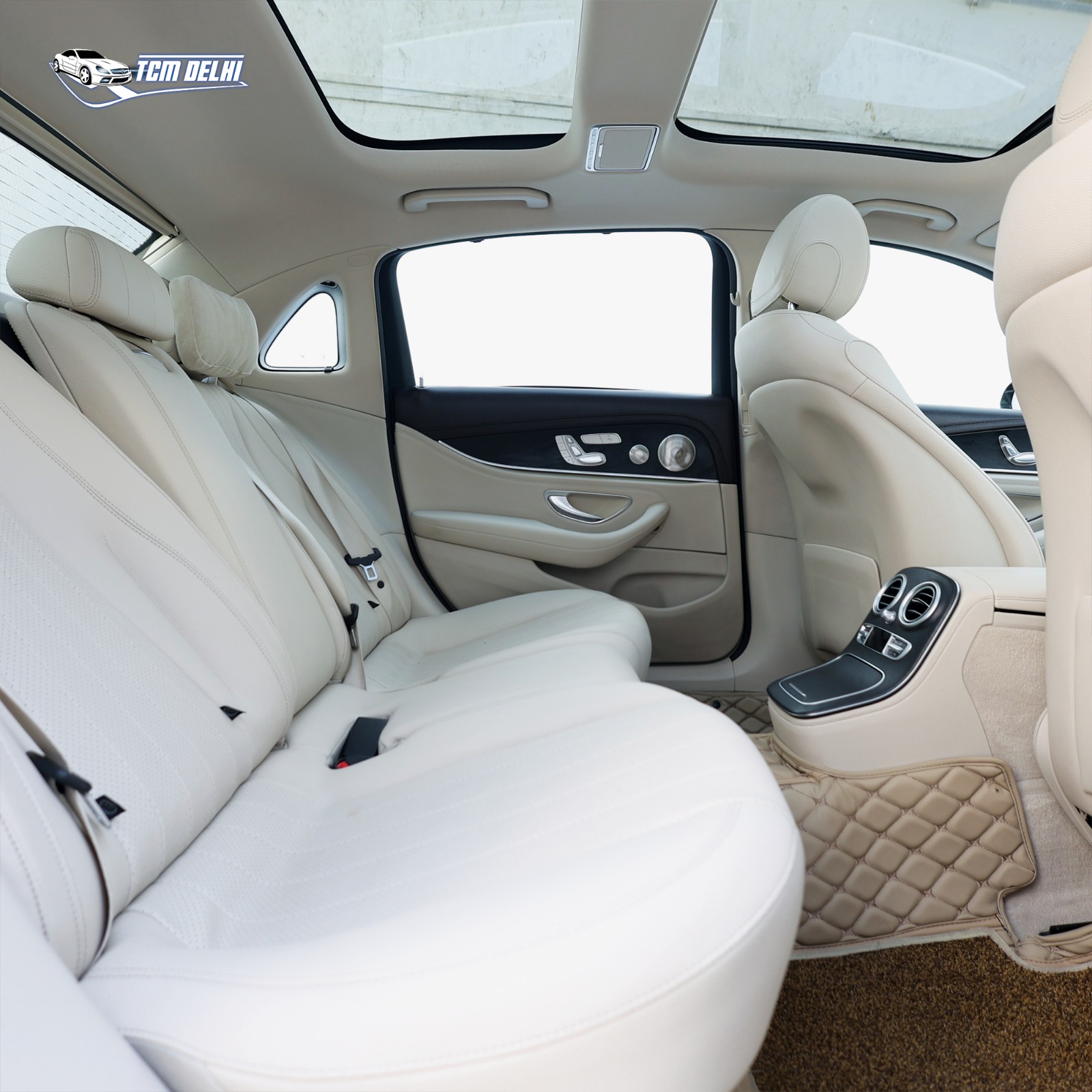 MERCEDES BENZ E200