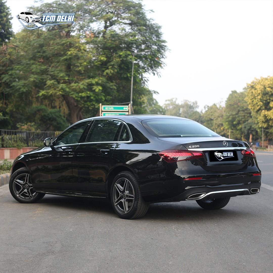 MERCEDES BENZ E200 AMG LINE