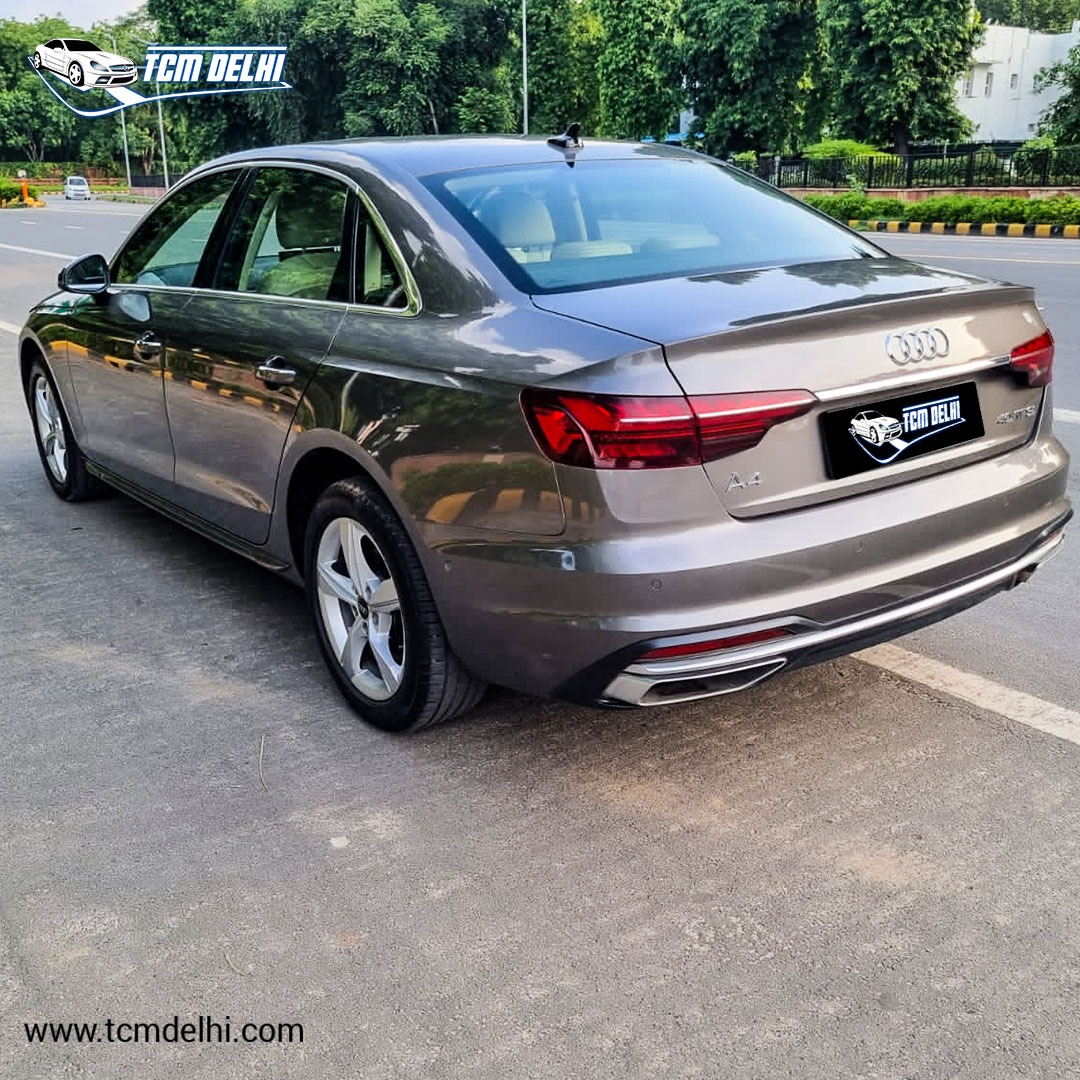 AUDI A4 45TFSI TECHNOLOGY