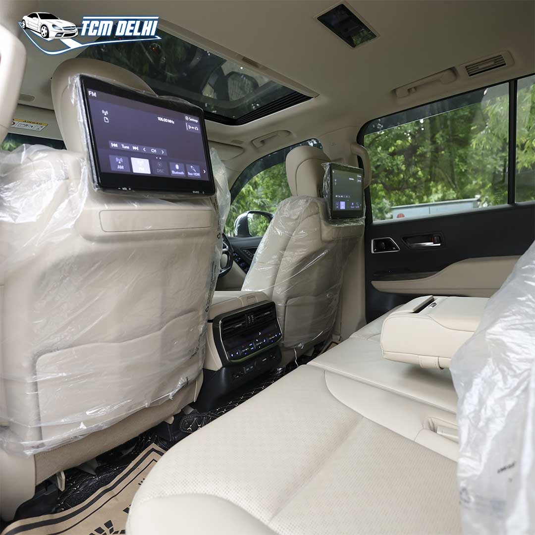 TOYOTA LAND CRUISER ZX300