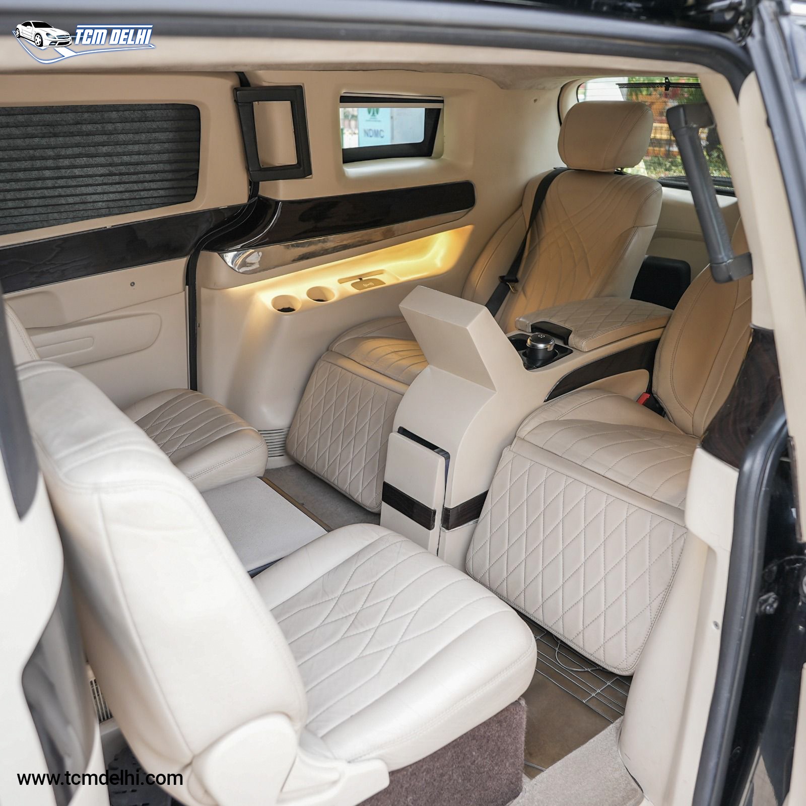 KIA CARNIVAL LIMOSINE+