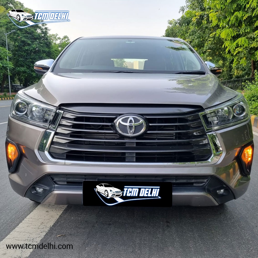 TOYOTA INNOVA ZX A/T