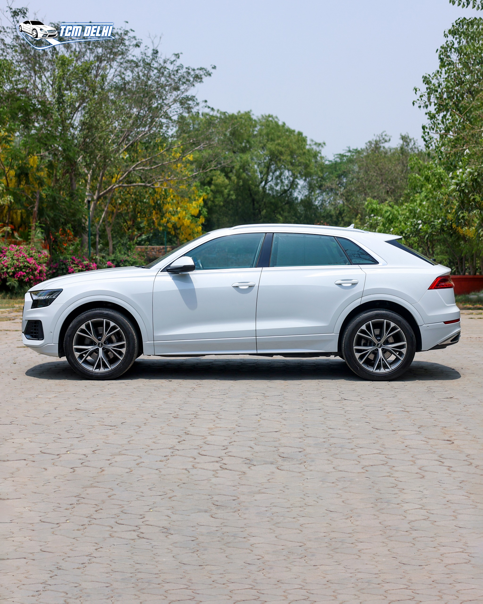 AUDI Q8 55 TFSI CELEBRATION