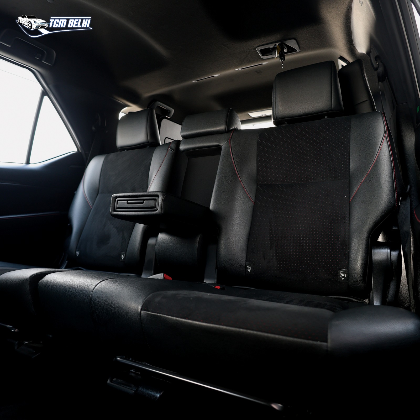 TOYOTA FORTUNER GR SPORT