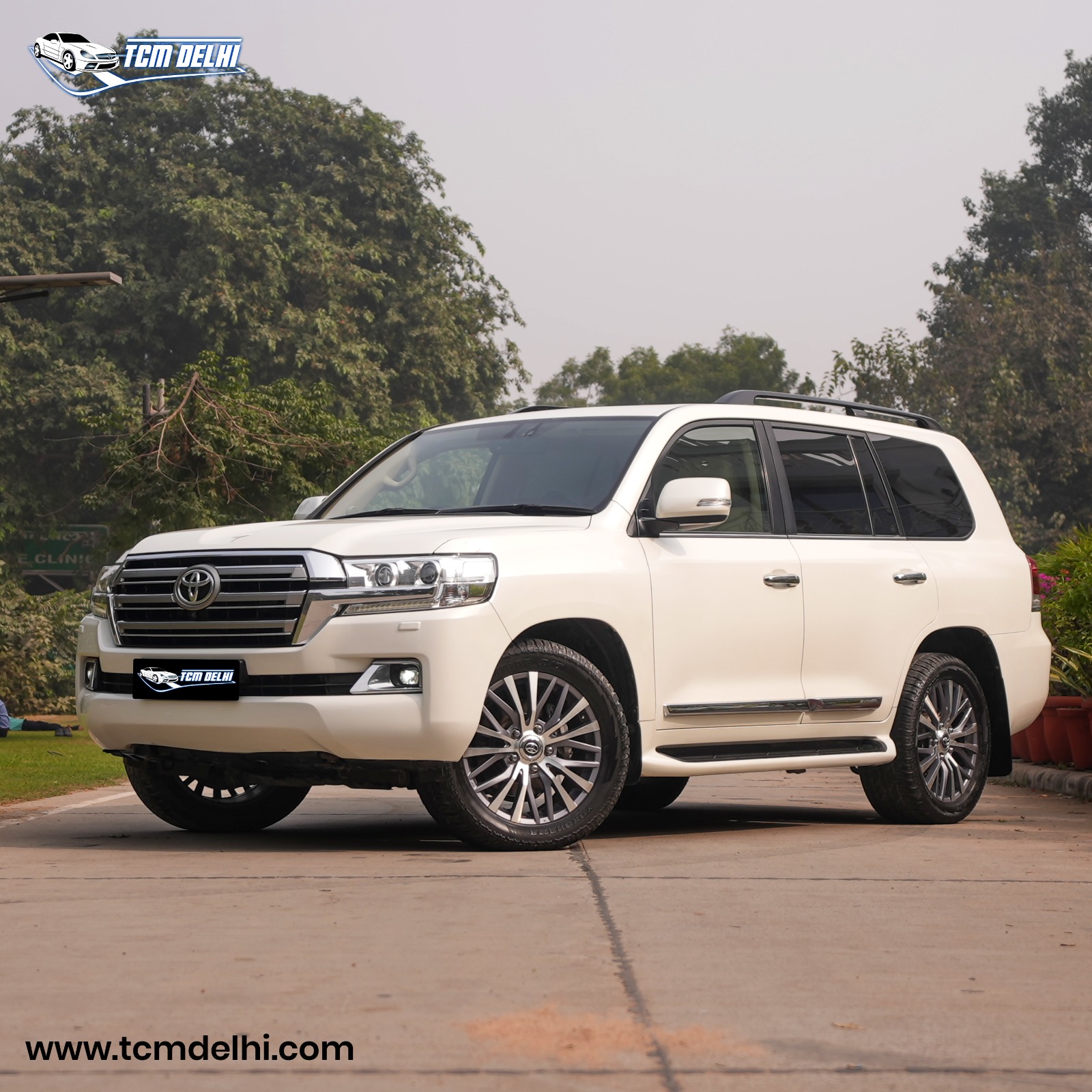 TOYOTA LAND CRUISER V8