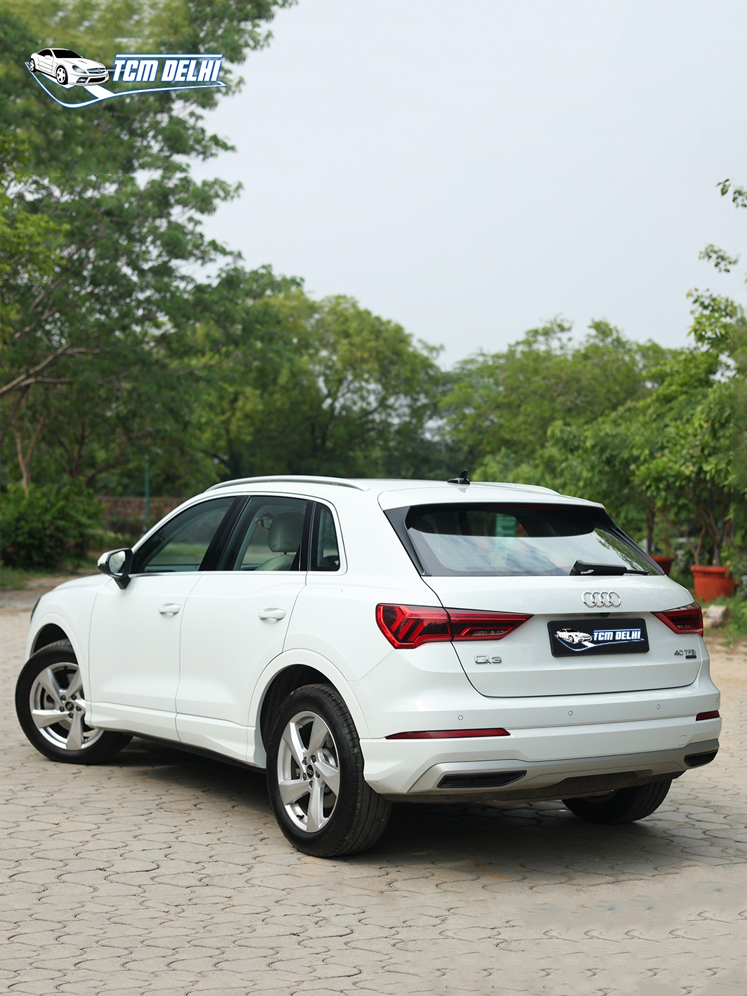 AUDI Q3 40 TFSI TECHNOLOGY