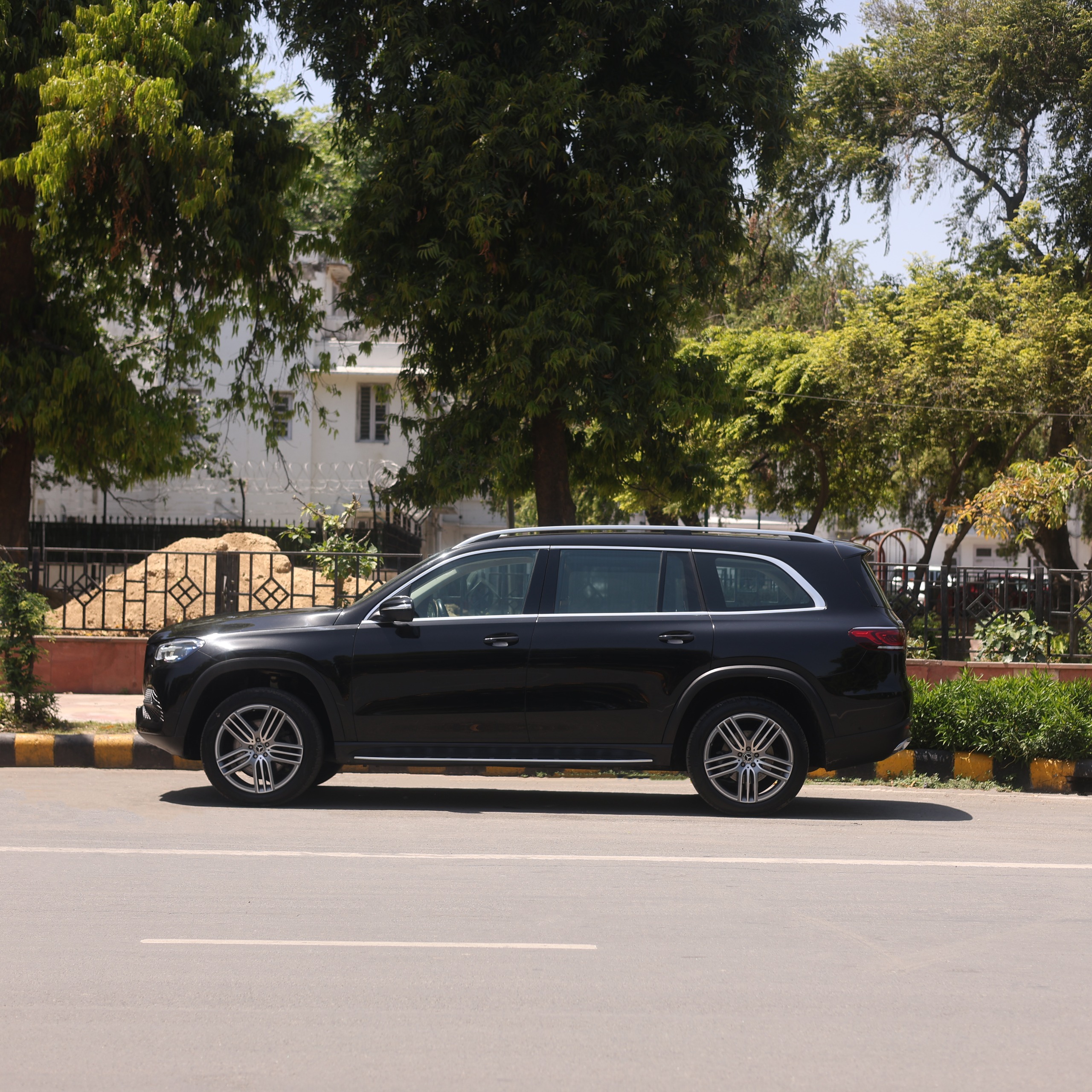 MERCEDES BENZ GLS450