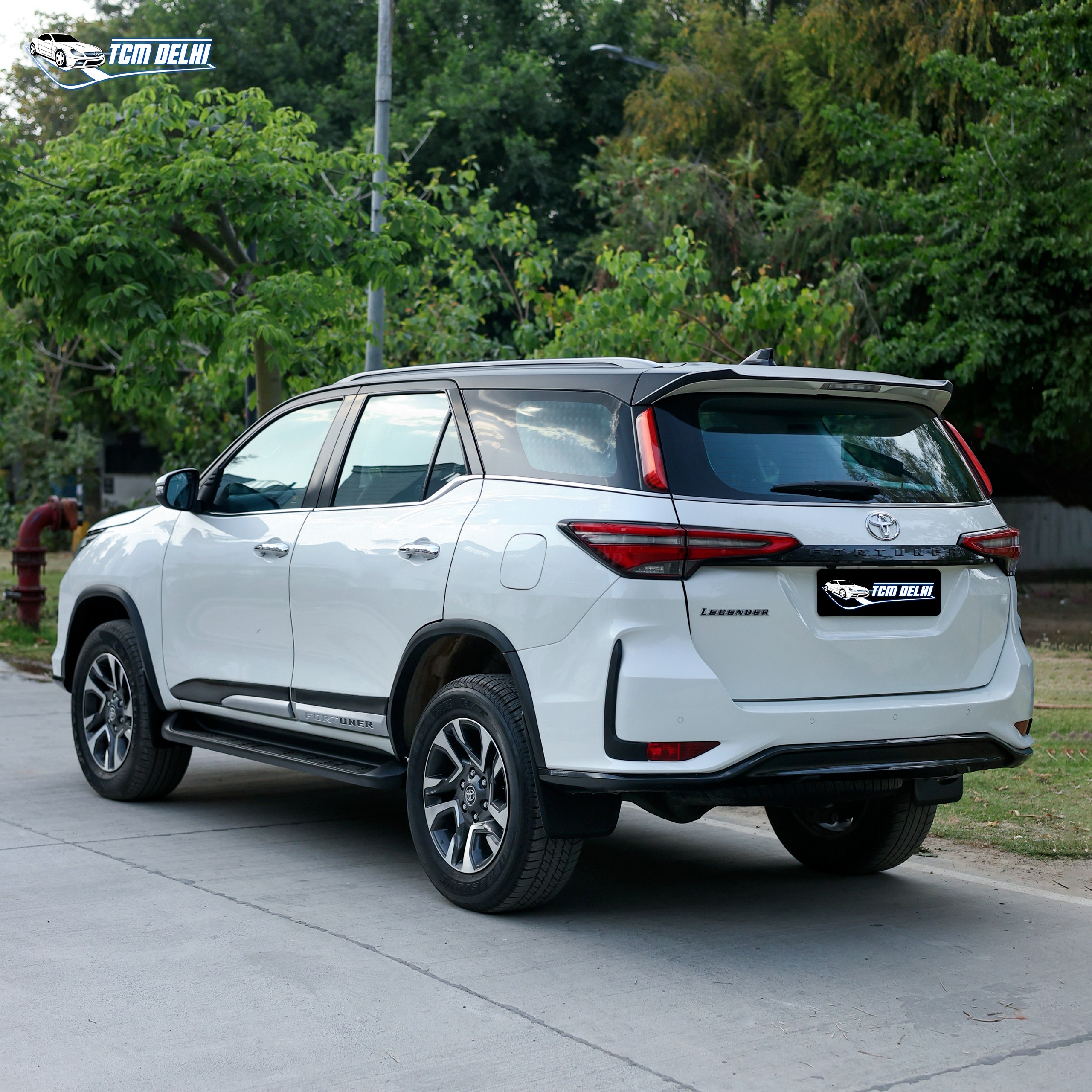 TOYOTA FORTUNER LEGENDER 4X2 AT
