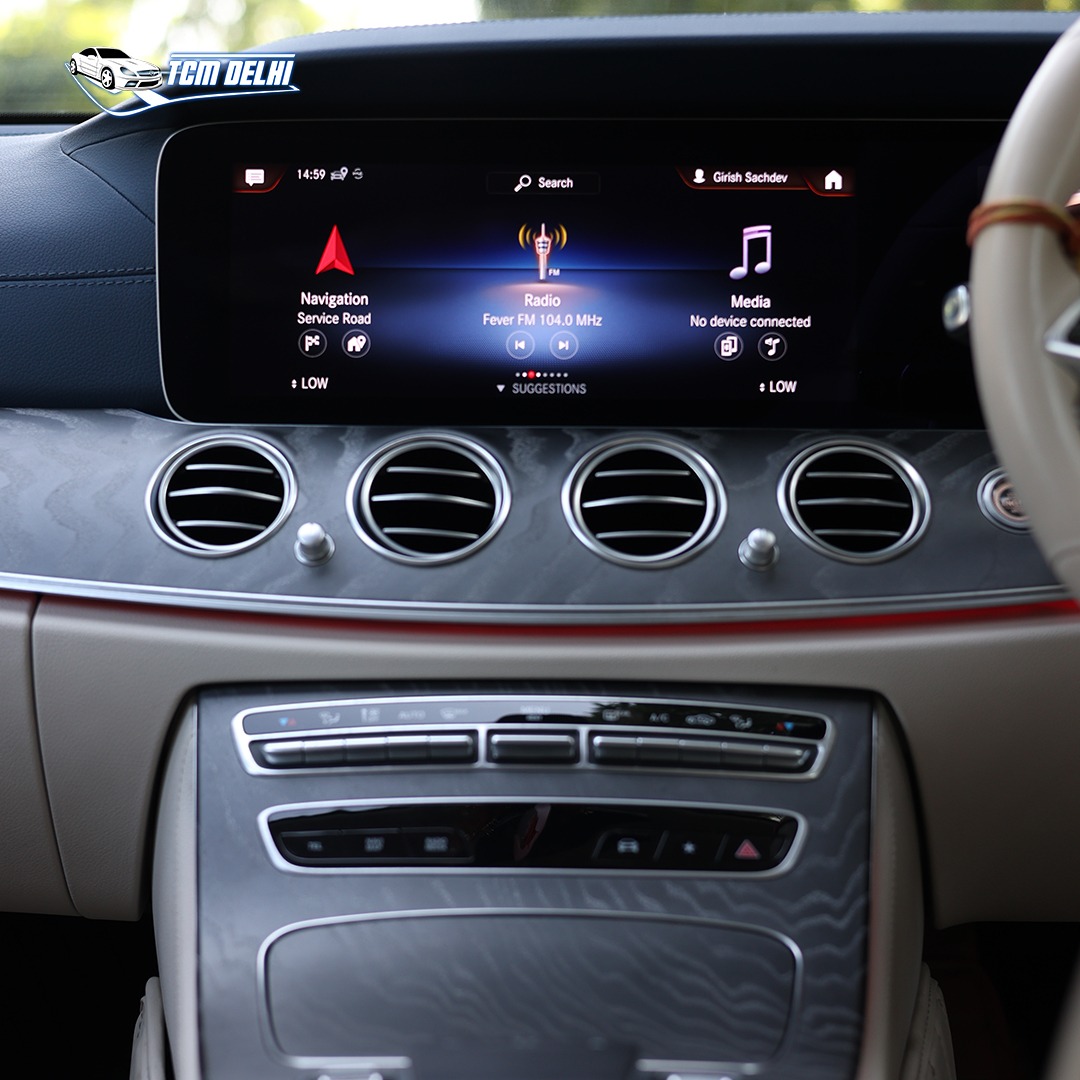 MERCEDES BENZ E200 PETROL