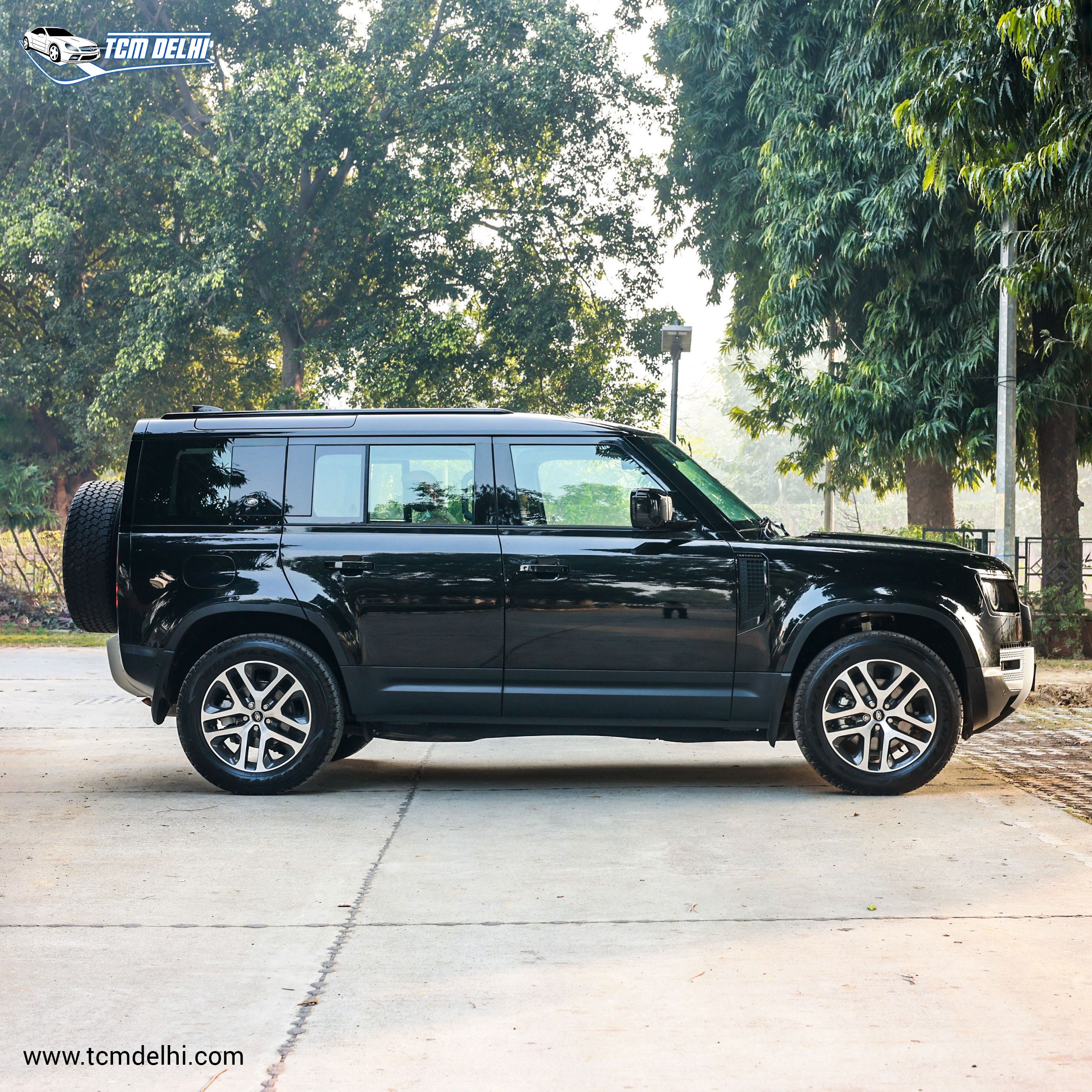 LAND ROVER DEFENDER 2.0 HSE 110PS