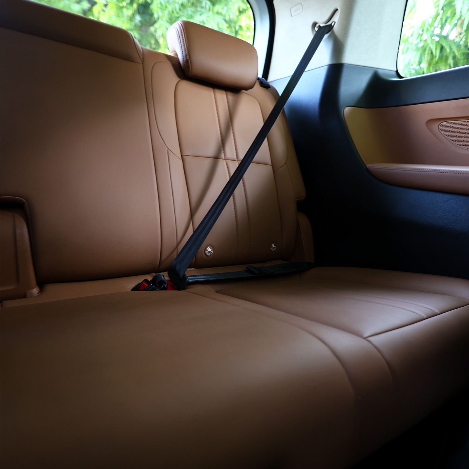 MG M9 EV ELECTRIC