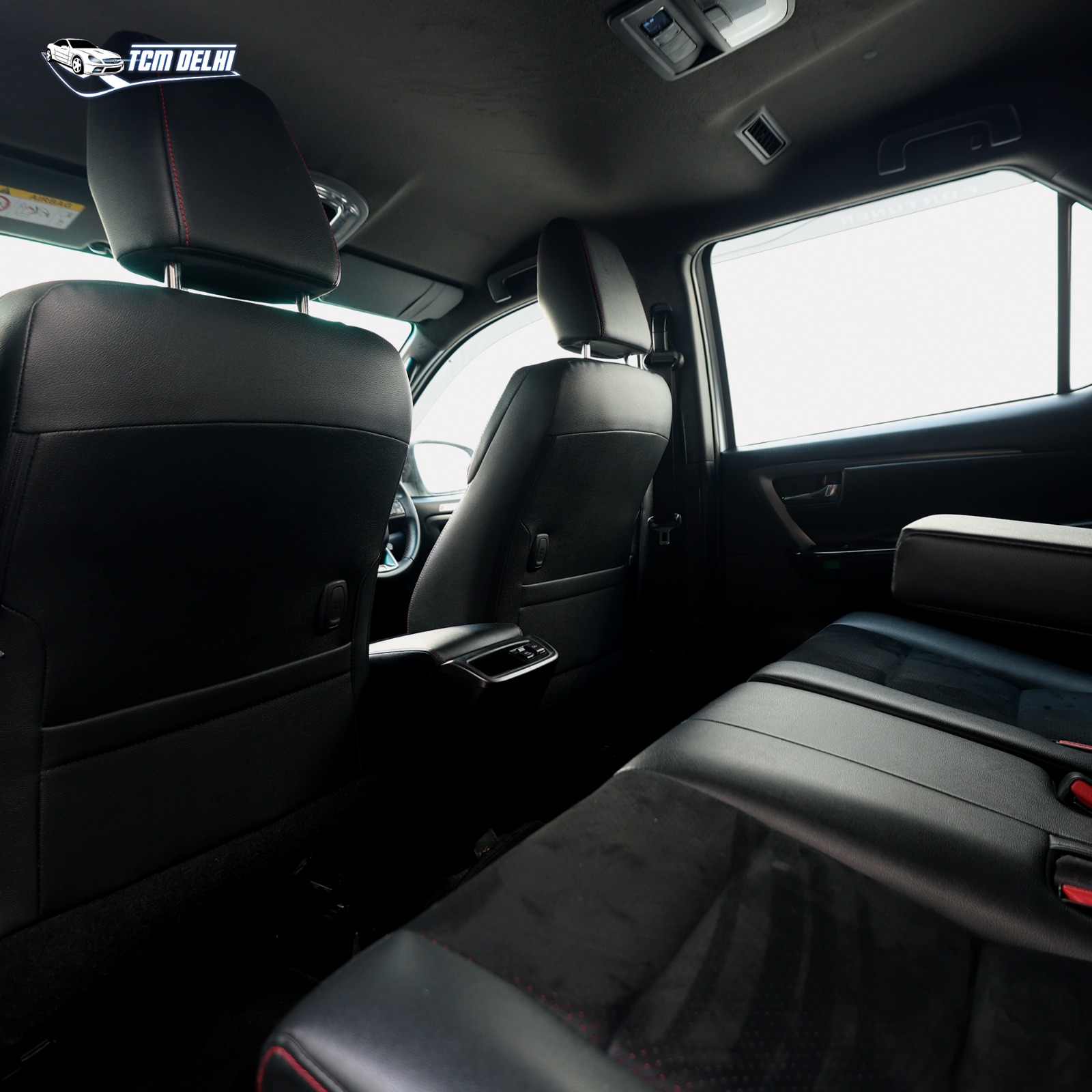 TOYOTA FORTUNER GR SPORT