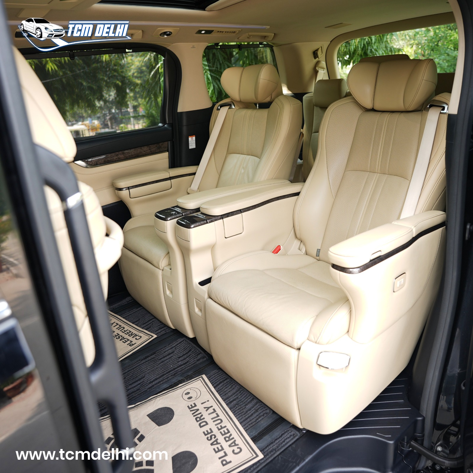 TOYOTA VELLFIRE EXECUTIVE LOUNGE