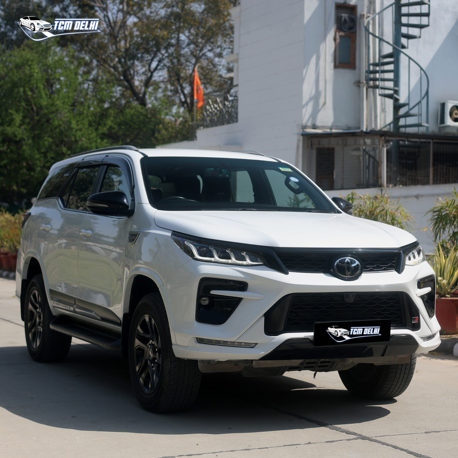 TOYOTA FORTUNER GR SPORT